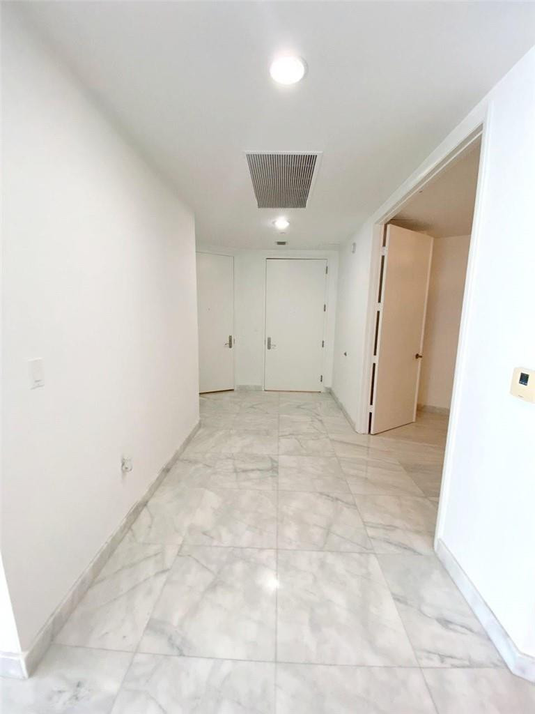 16001 Collins #2207, Sunny Isles Beach FL 33160
