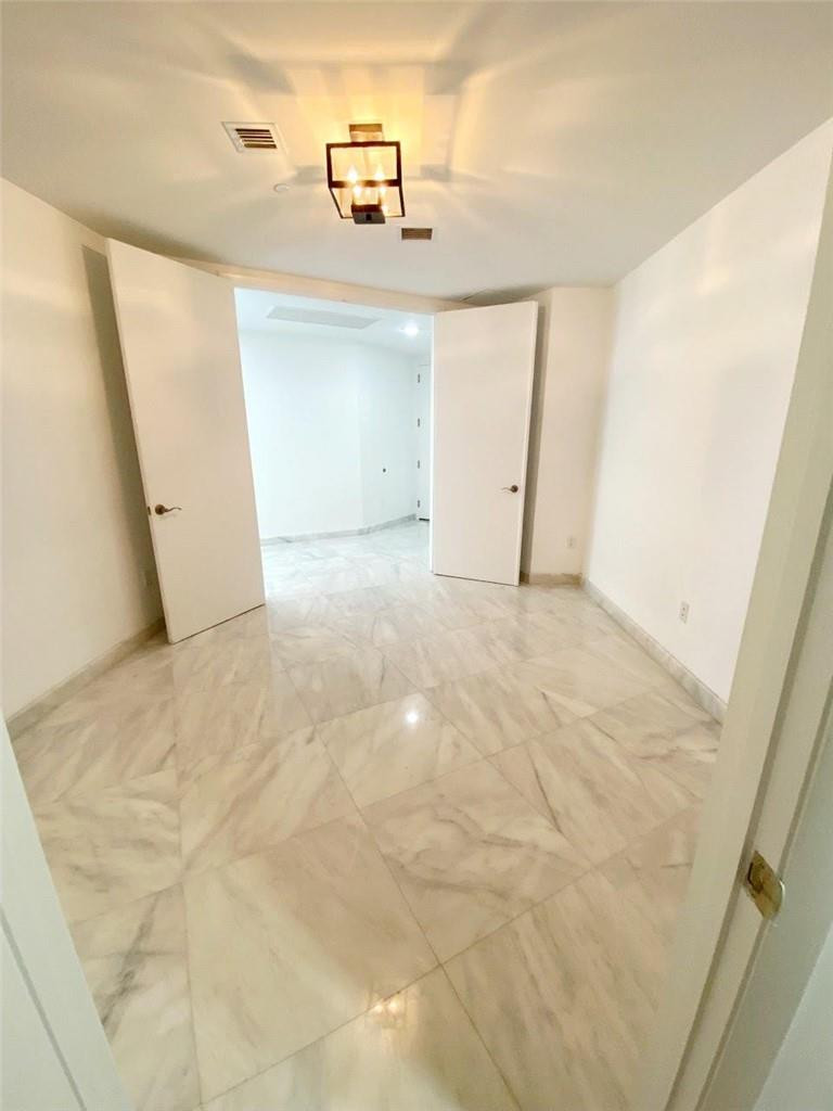16001 Collins #2207, Sunny Isles Beach FL 33160