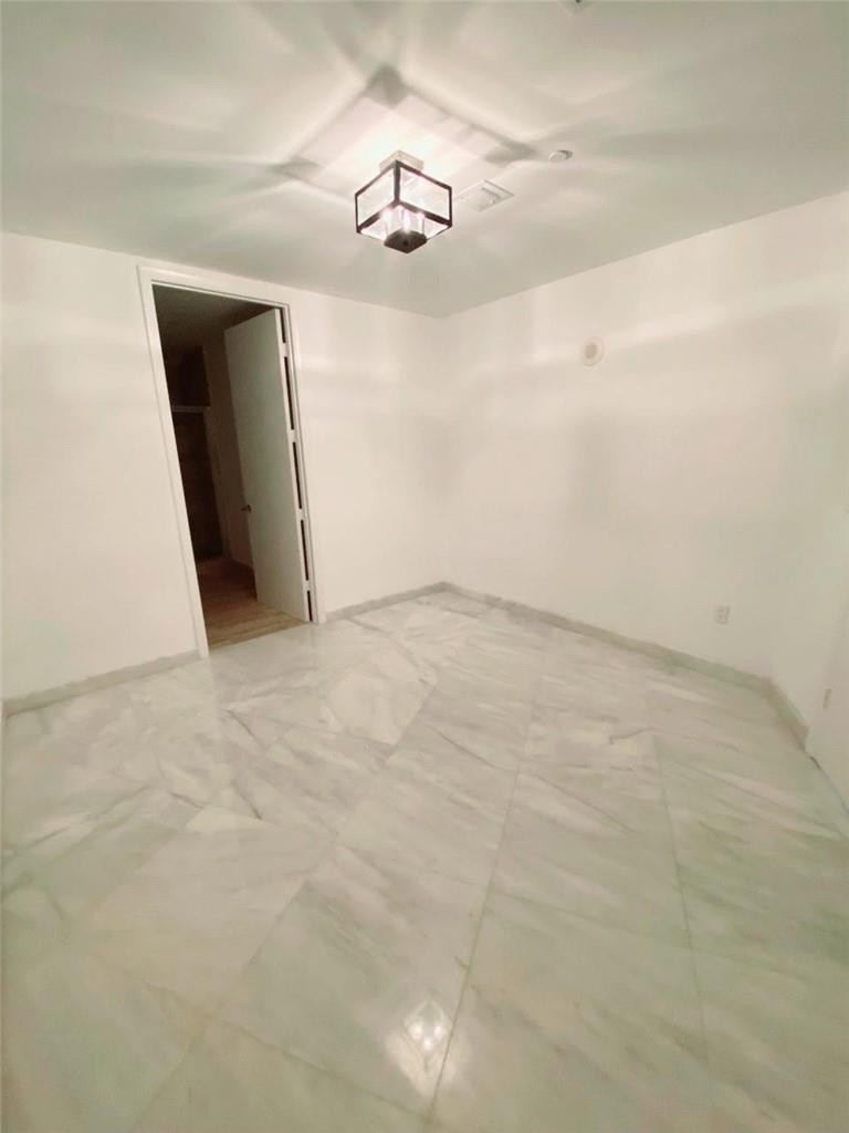 16001 Collins #2207, Sunny Isles Beach FL 33160