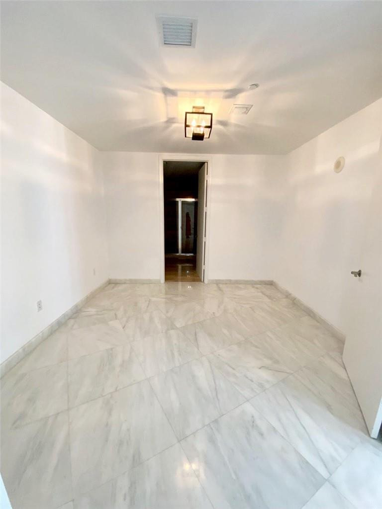 16001 Collins #2207, Sunny Isles Beach FL 33160