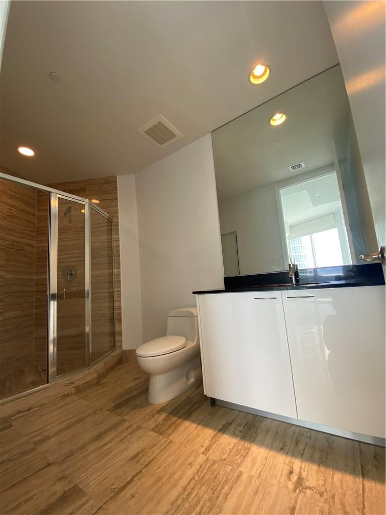 16001 Collins #2207, Sunny Isles Beach FL 33160