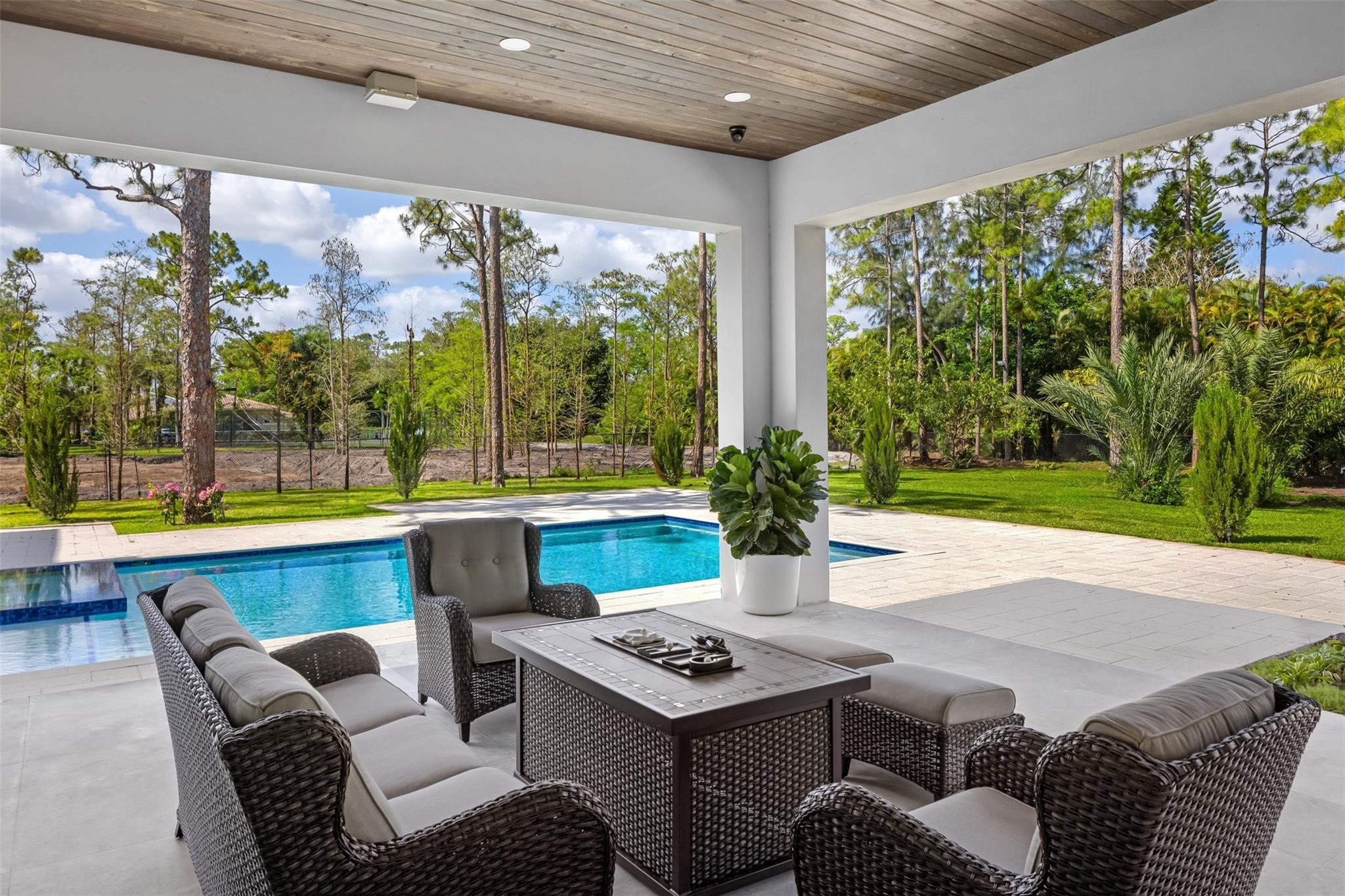 5951 NW 72, Parkland FL 33067