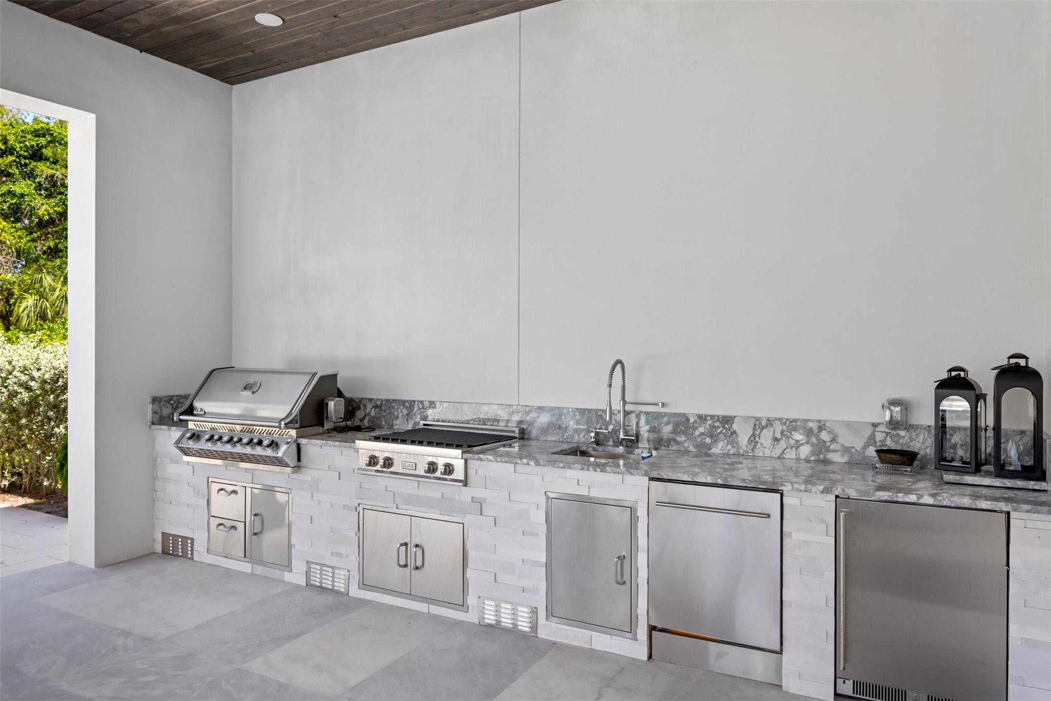 5951 NW 72, Parkland FL 33067