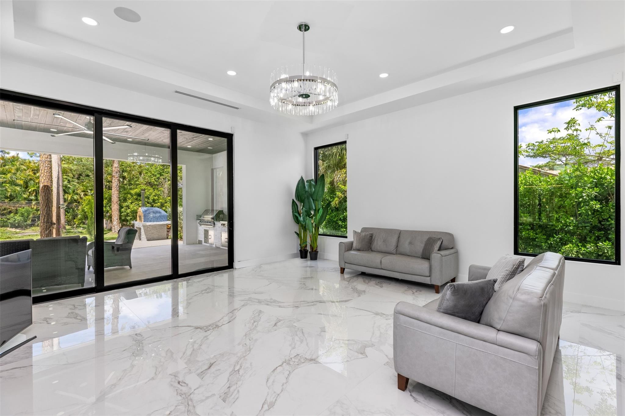 5951 NW 72, Parkland FL 33067