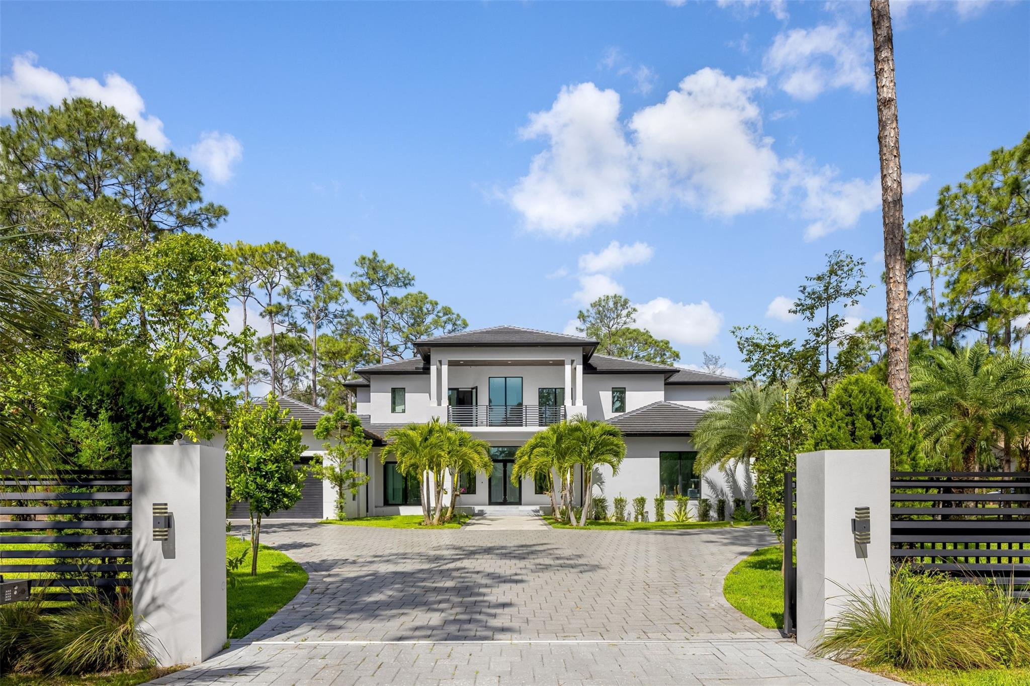5951 NW 72, Parkland FL 33067