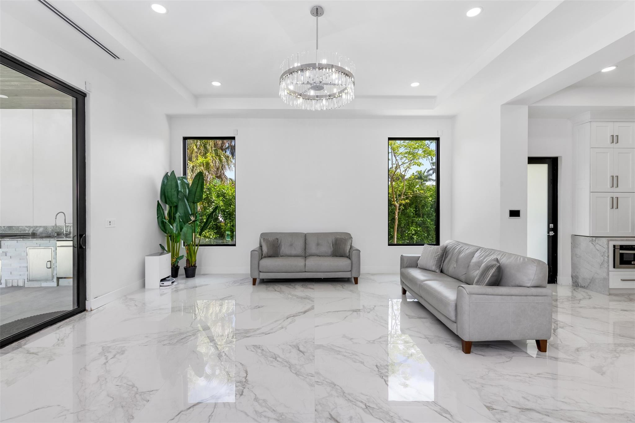 5951 NW 72, Parkland FL 33067