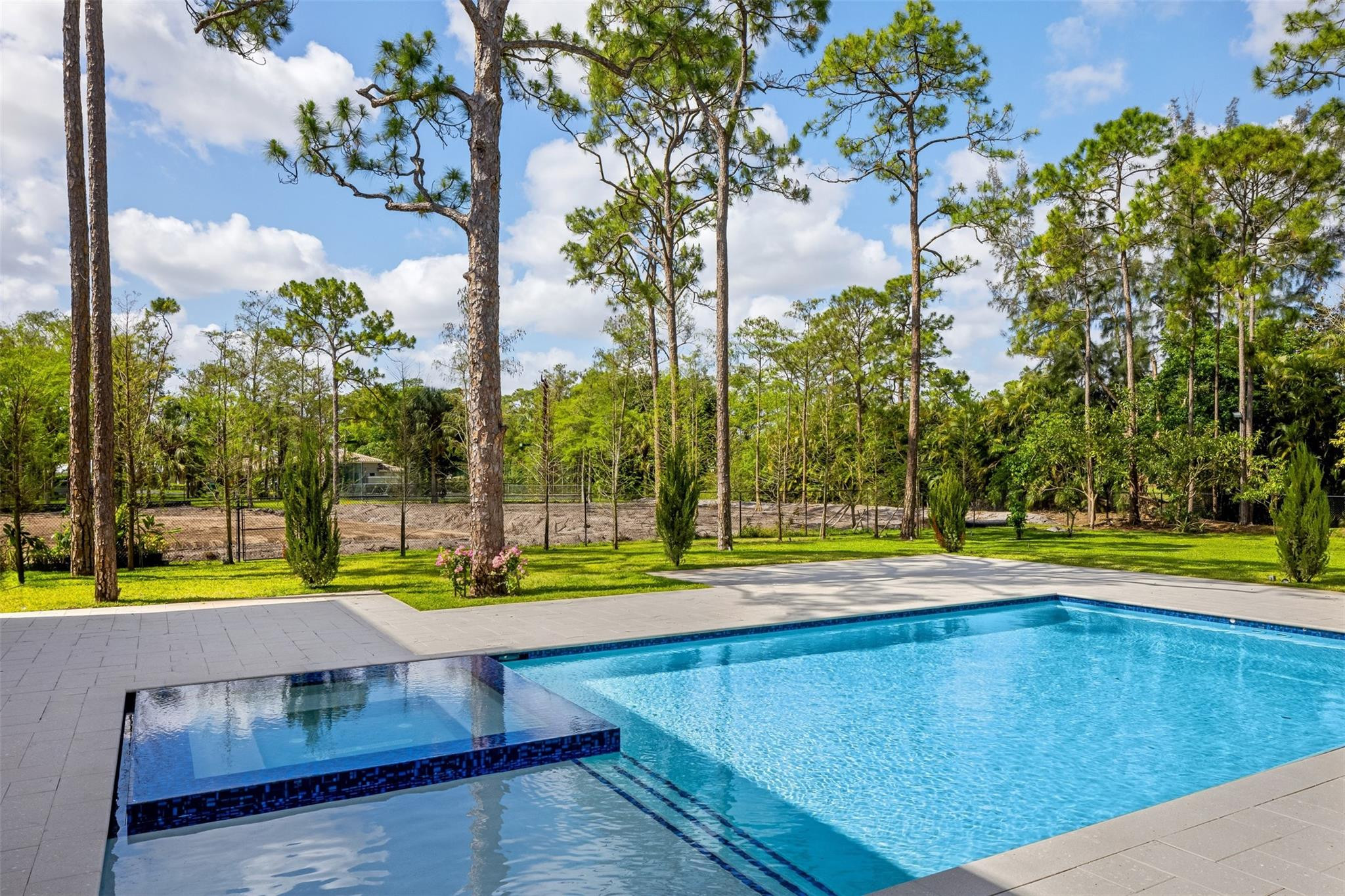 5951 NW 72, Parkland FL 33067