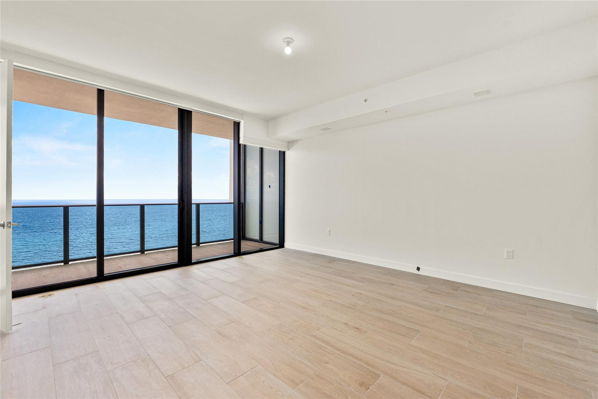 900 N Ocean #1604, Pompano Beach FL 33062