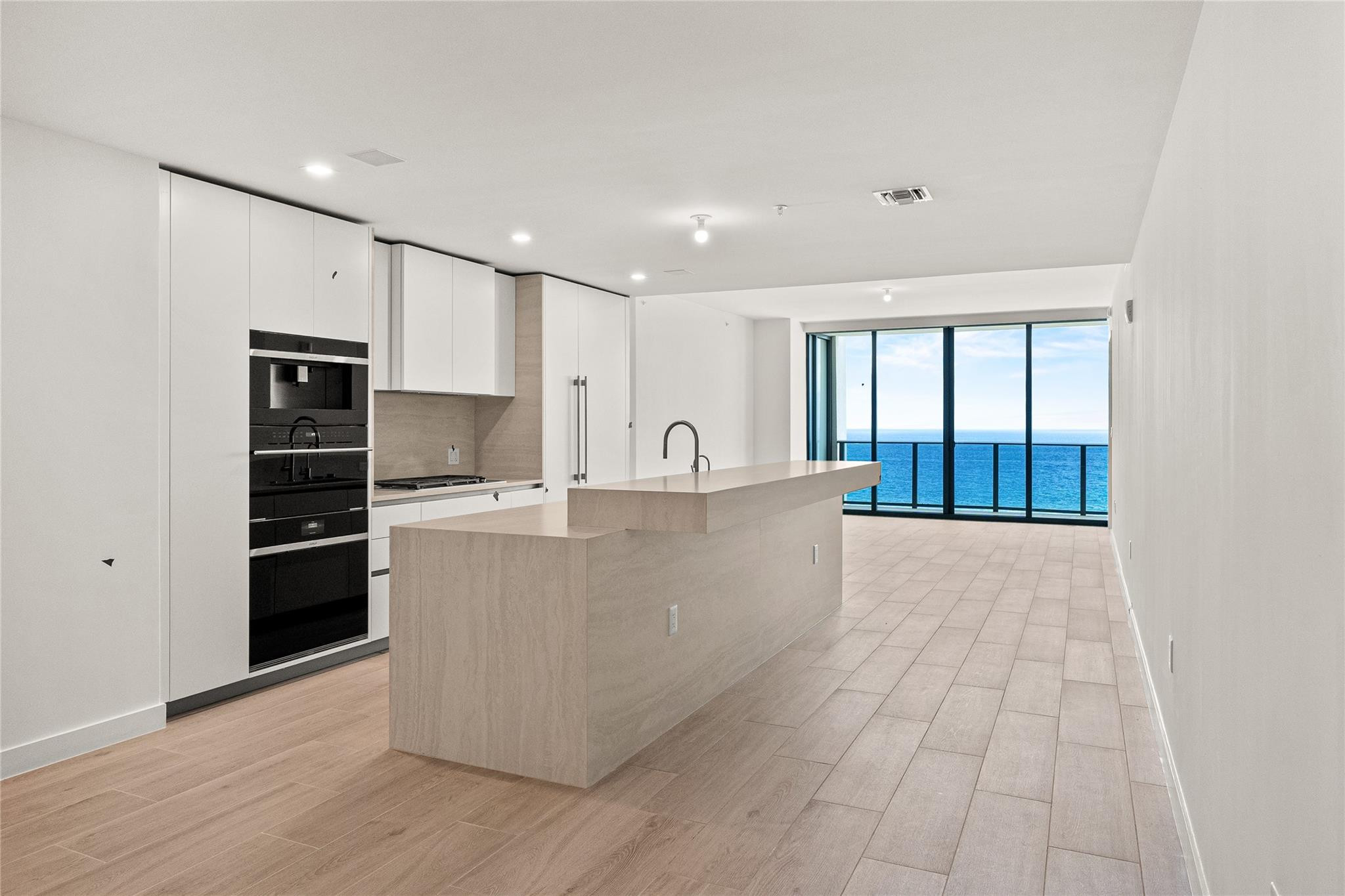 900 N Ocean #1604, Pompano Beach FL 33062