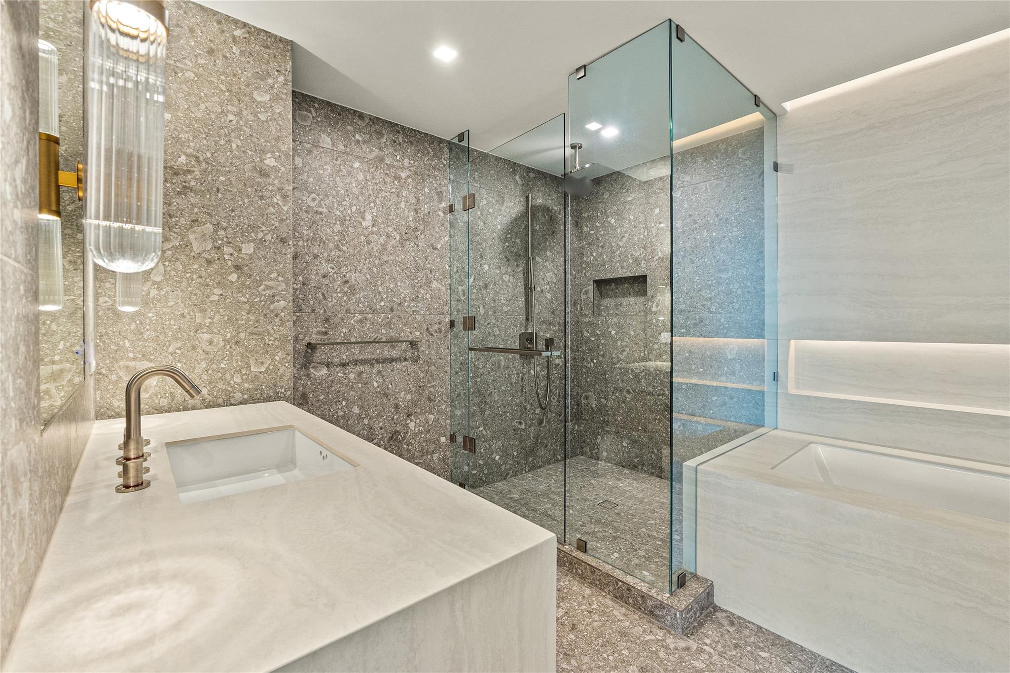 900 N Ocean #1604, Pompano Beach FL 33062