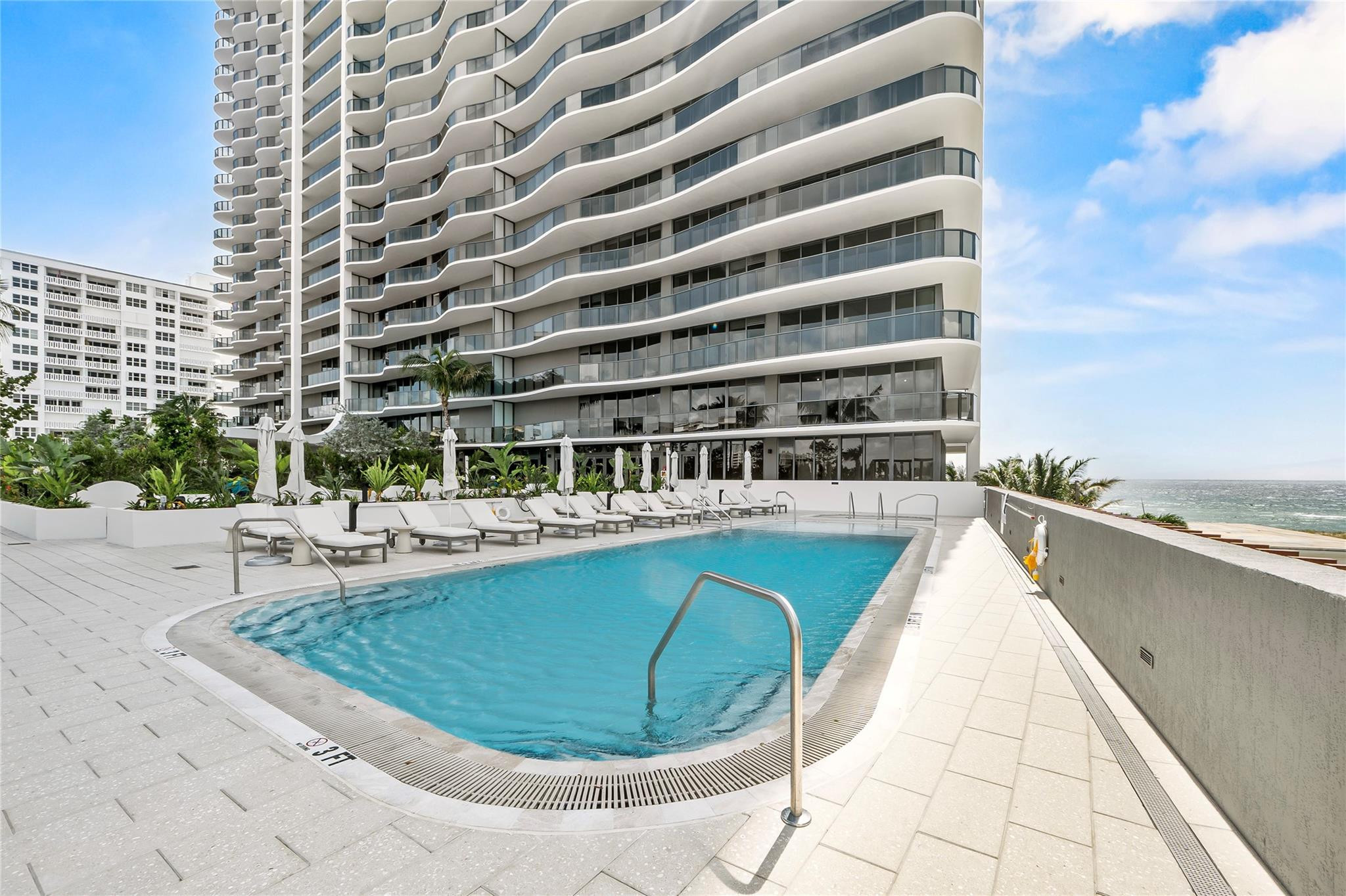 900 N Ocean #1604, Pompano Beach FL 33062