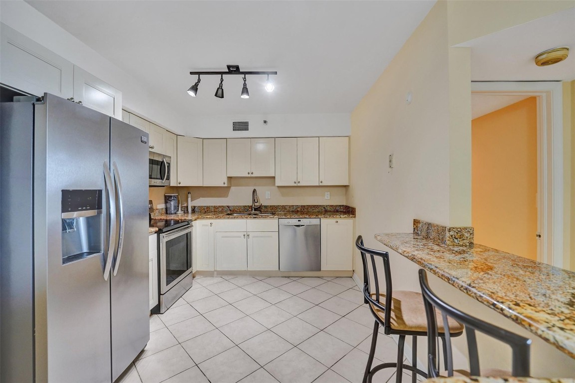 3530 Mystic Pointe #2308, Aventura FL 33180