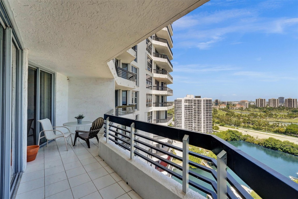 3530 Mystic Pointe #2308, Aventura FL 33180