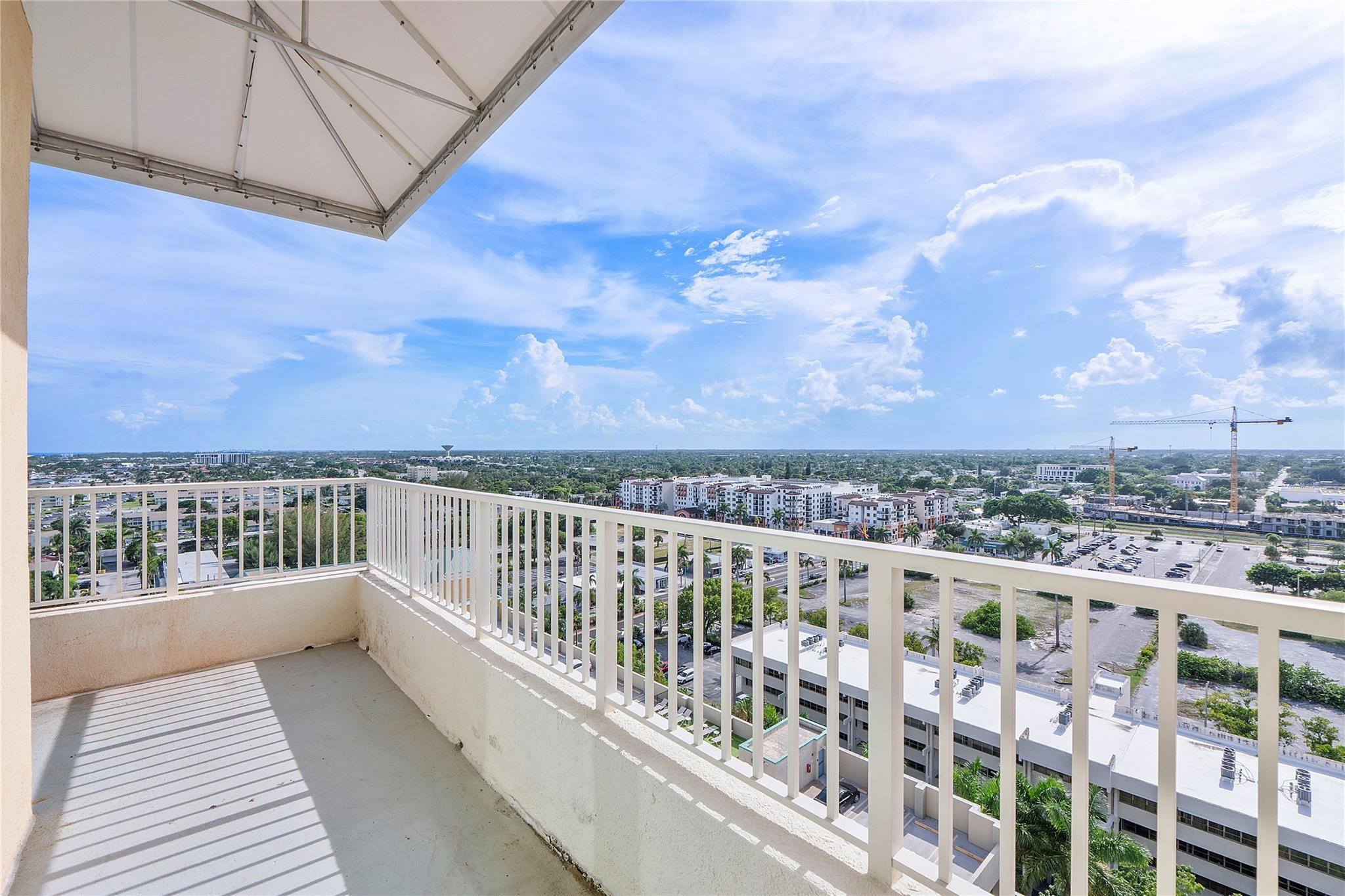 625 Casa Loma #1608, Boynton Beach FL 33435