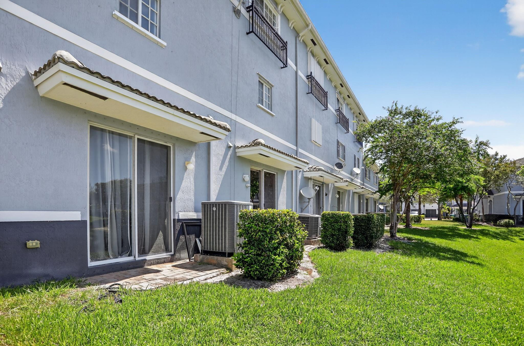 3426 NW 14th #3426, Fort Lauderdale FL 33311