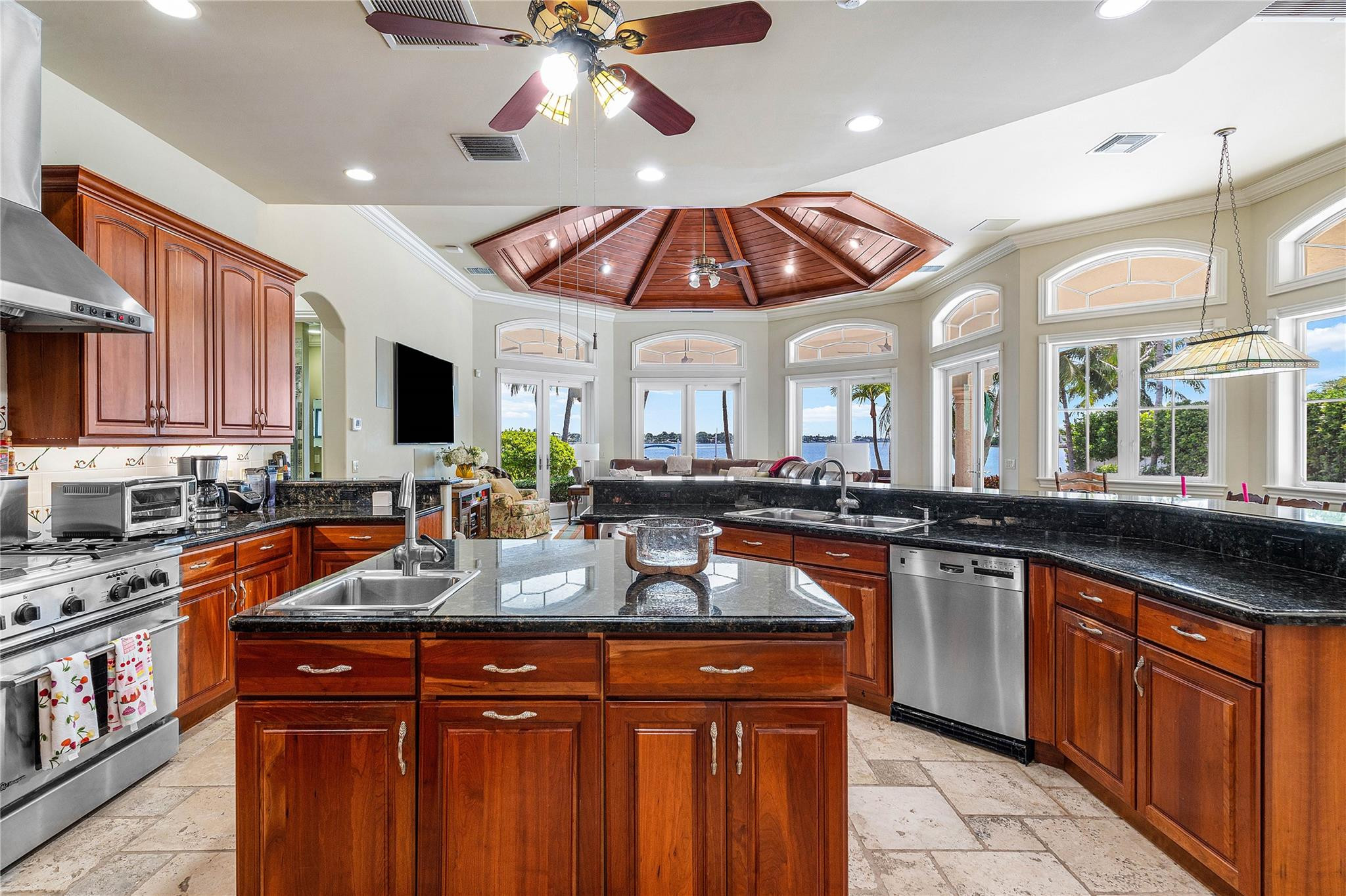 19022 Loxahatchee River, Jupiter FL 33458