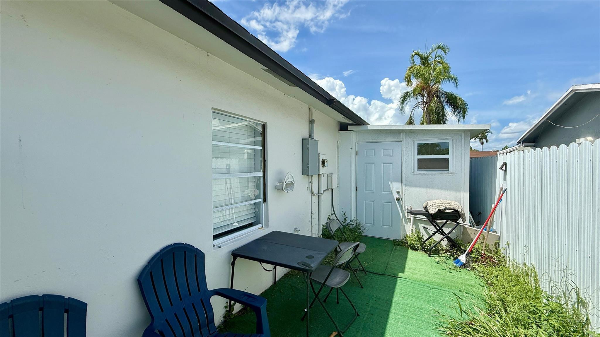 8231 SW 9th, North Lauderdale FL 33068
