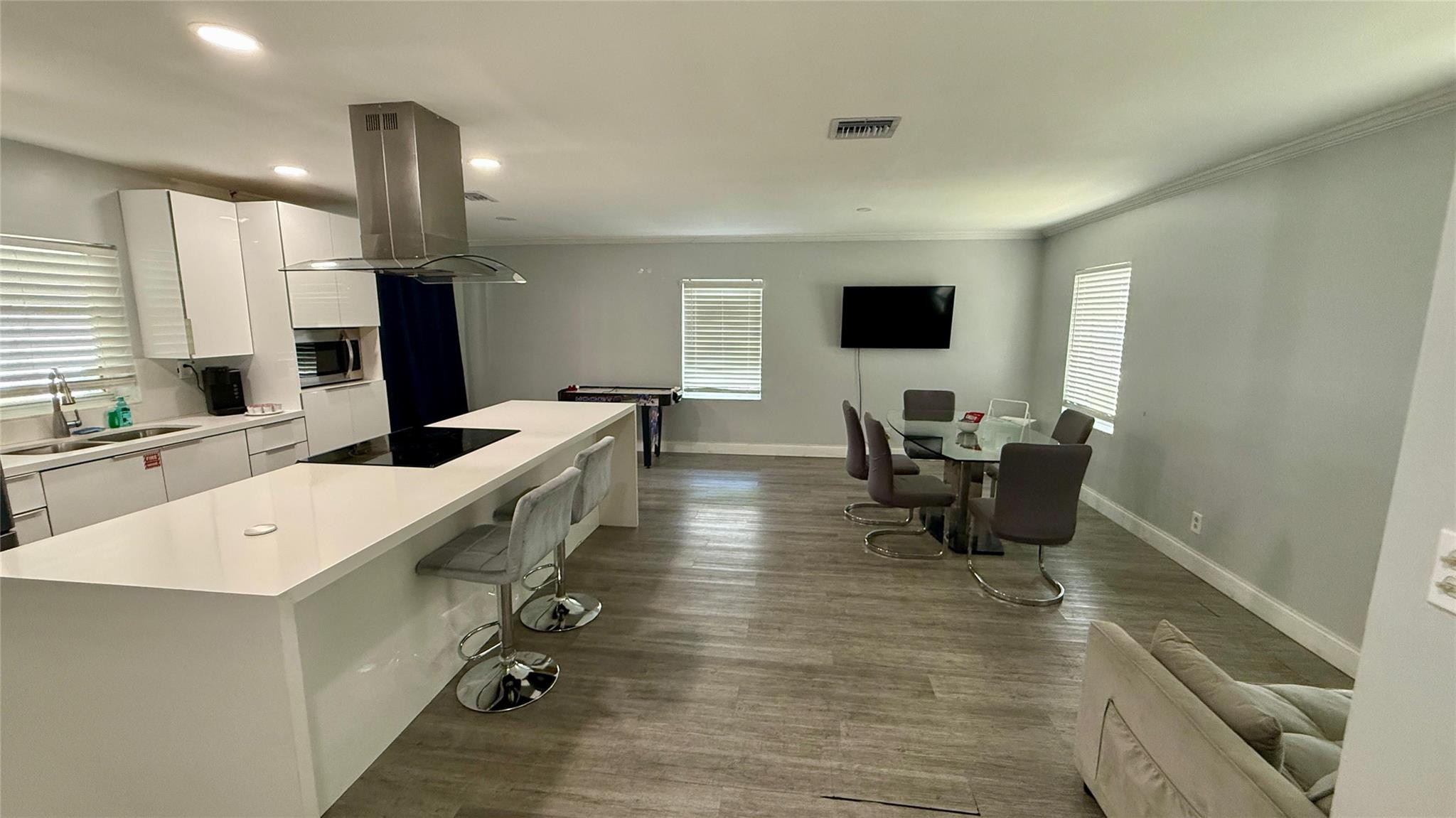 8231 SW 9th, North Lauderdale FL 33068