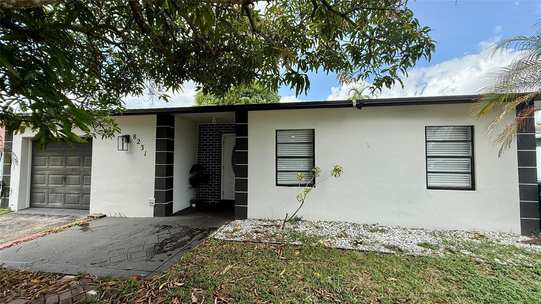 8231 SW 9th, North Lauderdale FL 33068