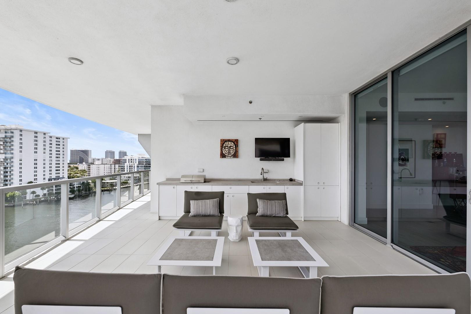 920 Intracoastal #801, Fort Lauderdale FL 33304
