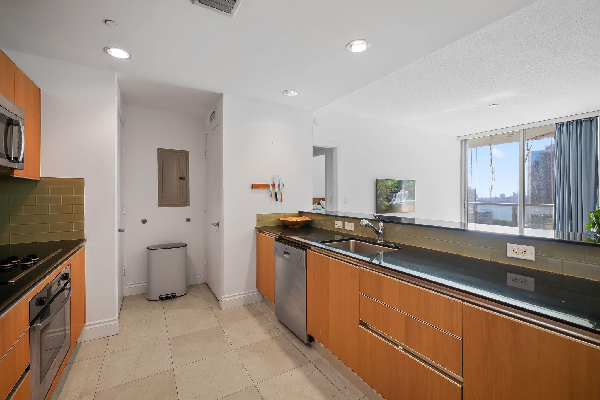 1050 Brickell Ave #2302, Miami FL 33131