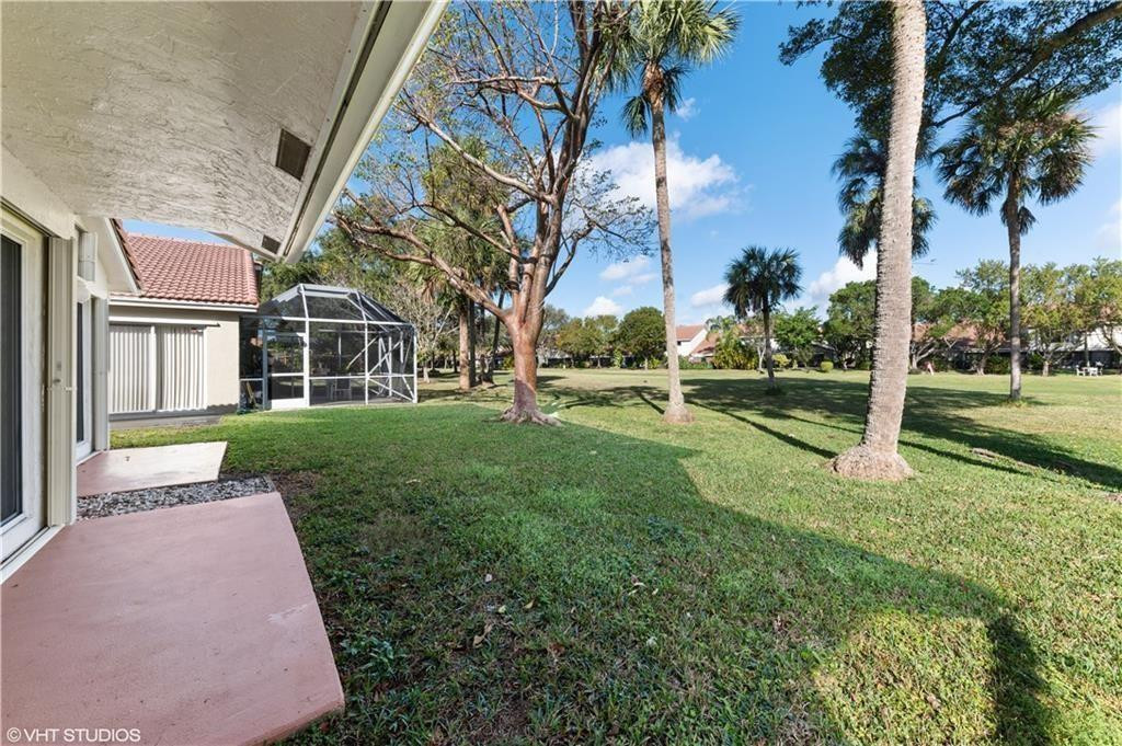 7697 NW 25th, Margate FL 33063