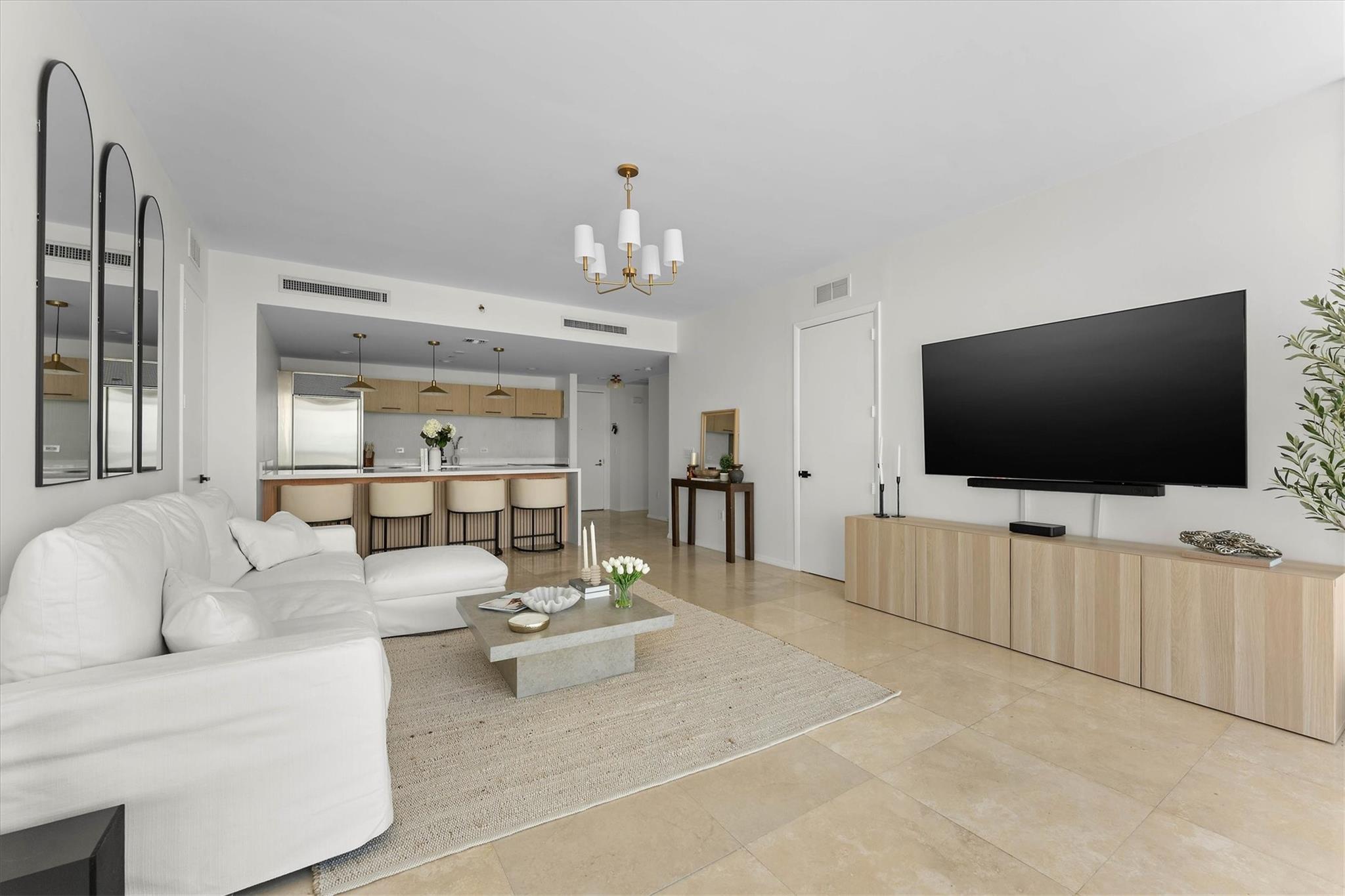 1040 Biscayne Blvd #3906, Miami FL 33132