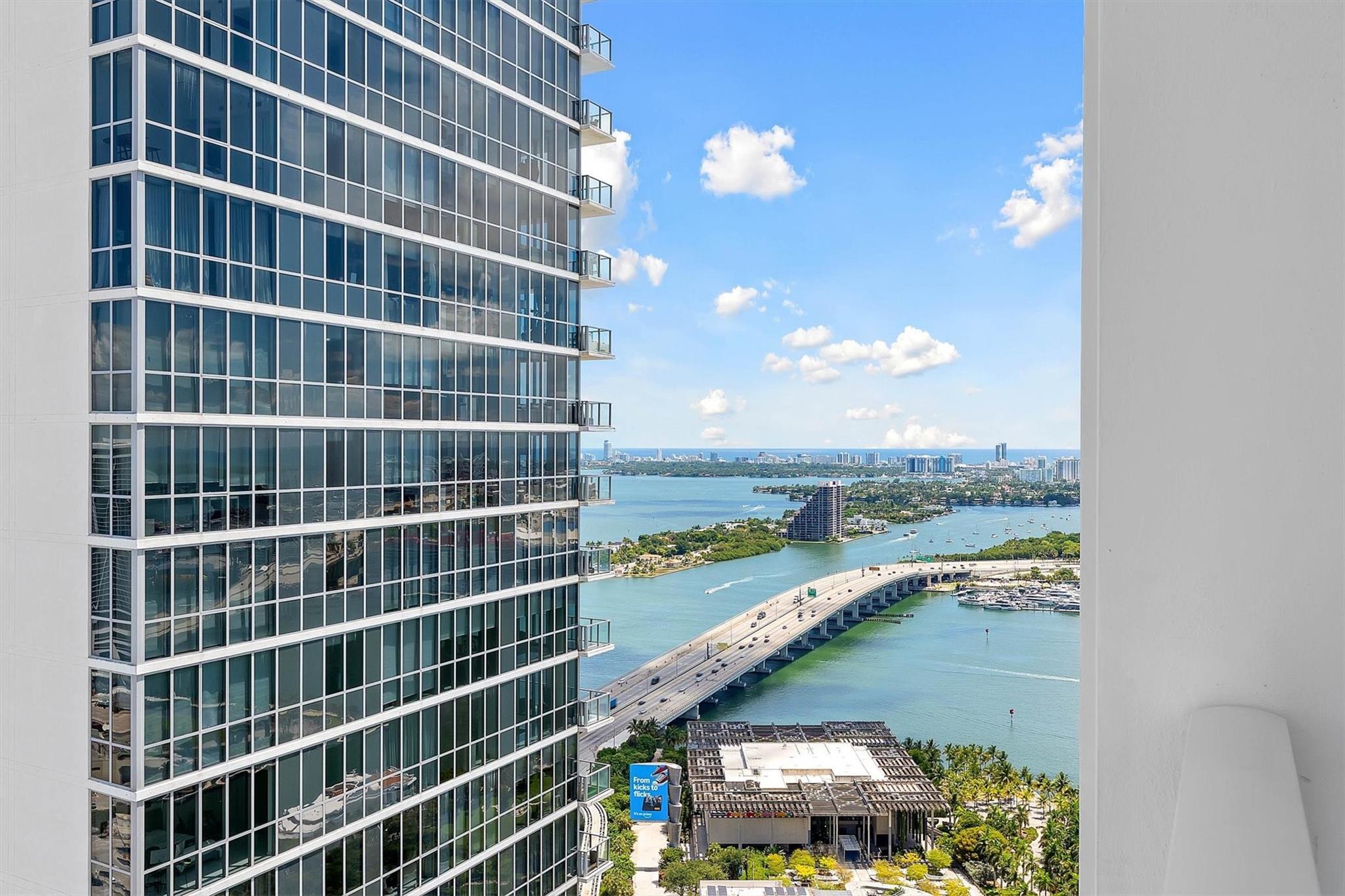 1040 Biscayne Blvd #3906, Miami FL 33132