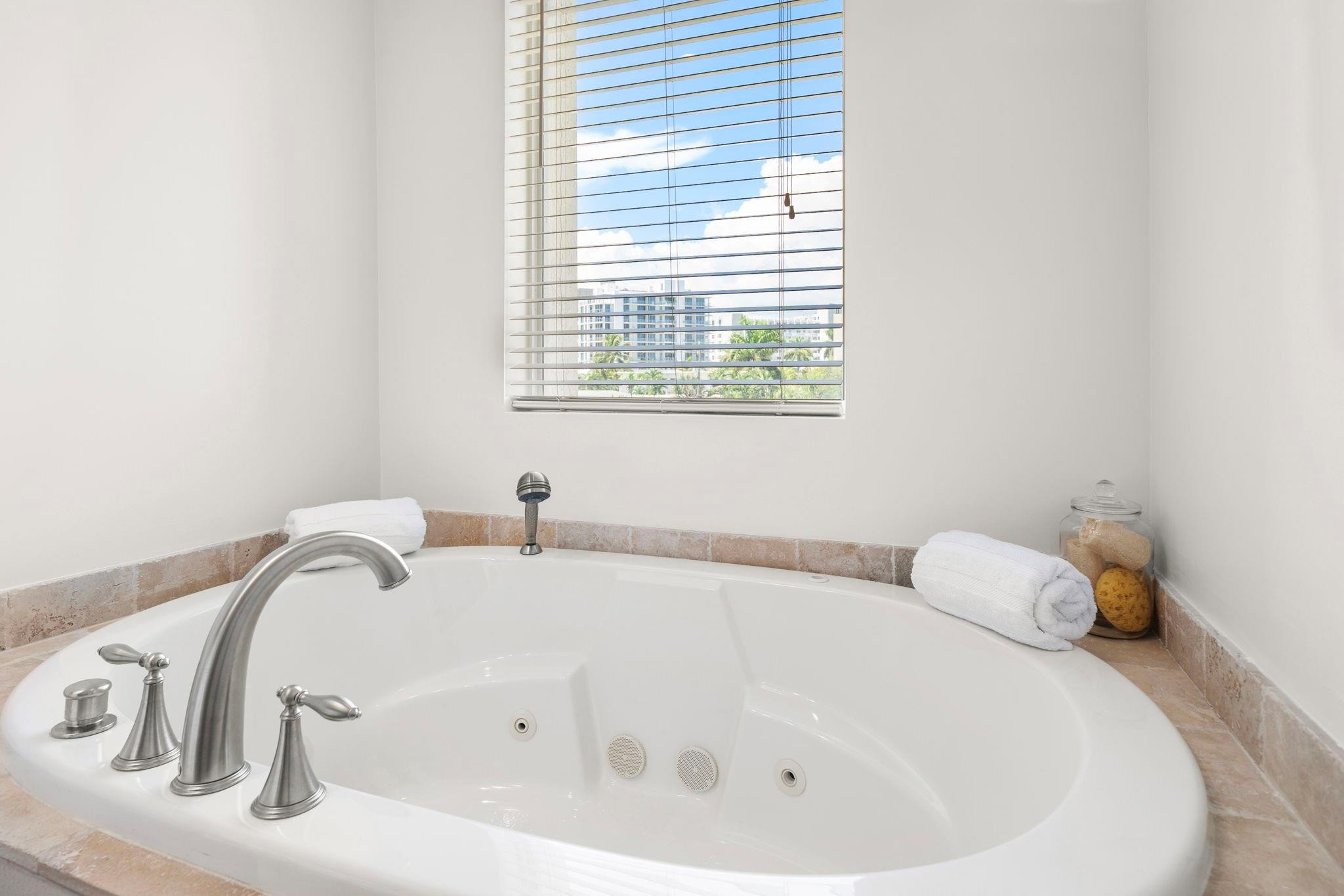 514 N Birch, Fort Lauderdale FL 33304