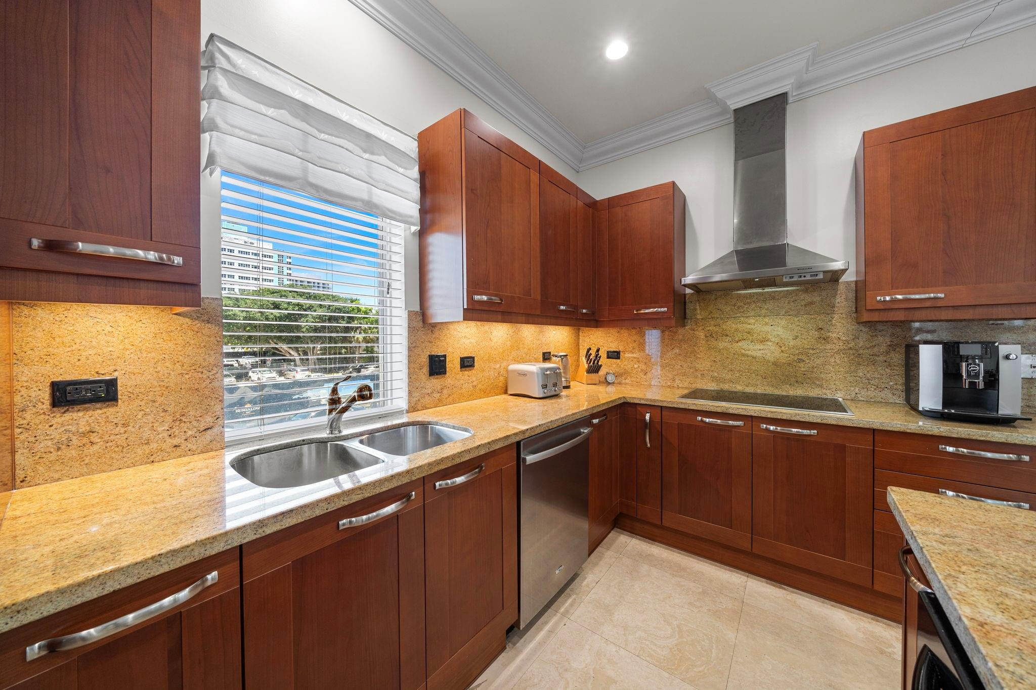 514 N Birch, Fort Lauderdale FL 33304