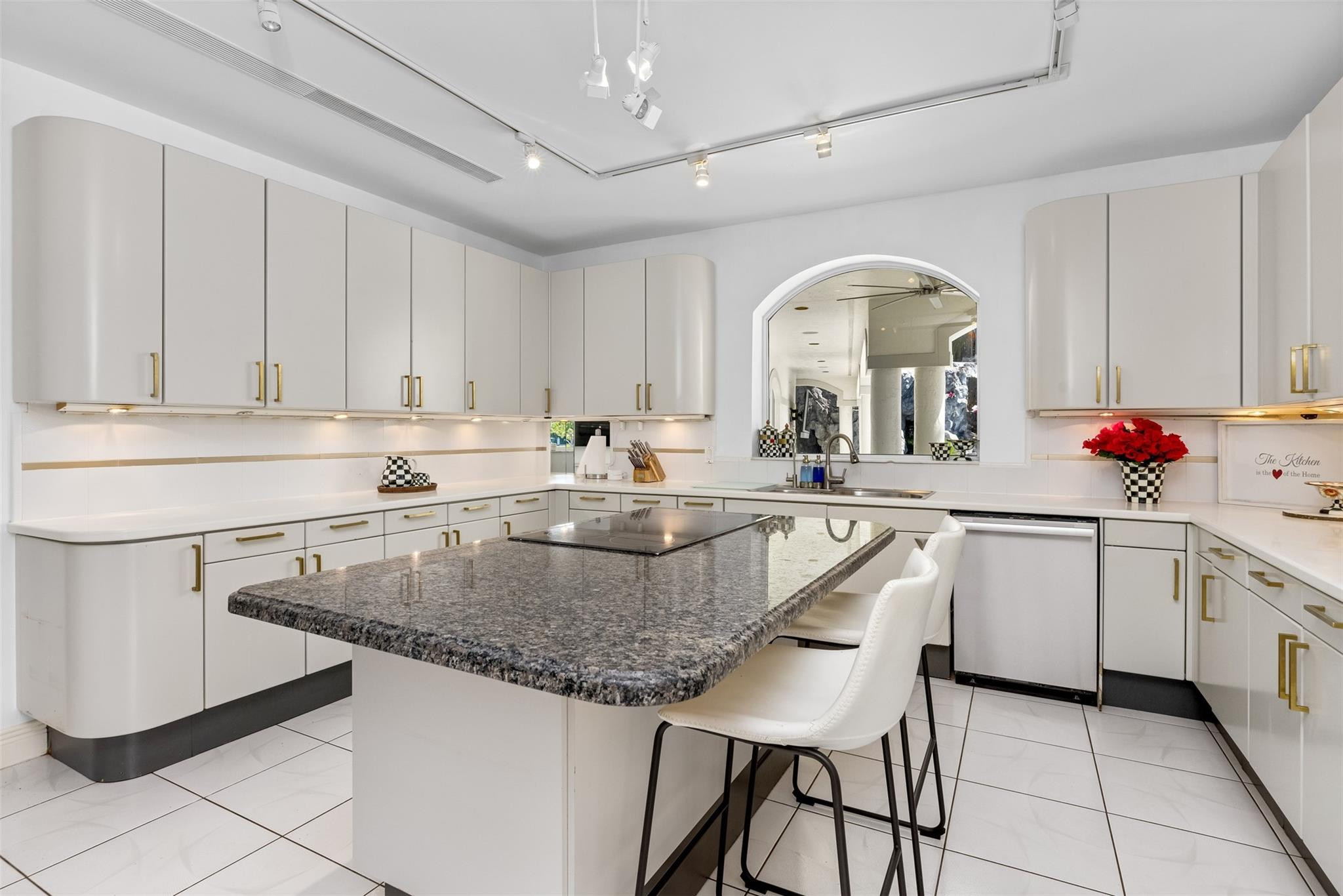 11 Bay Colony, Fort Lauderdale FL 33308