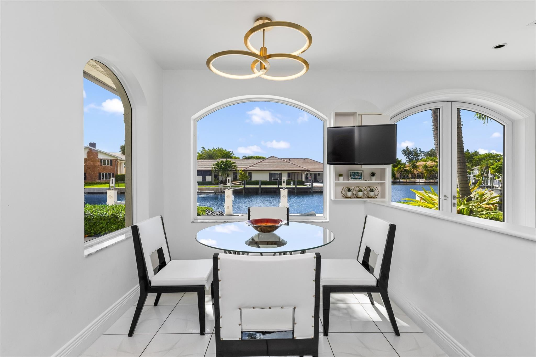 11 Bay Colony, Fort Lauderdale FL 33308