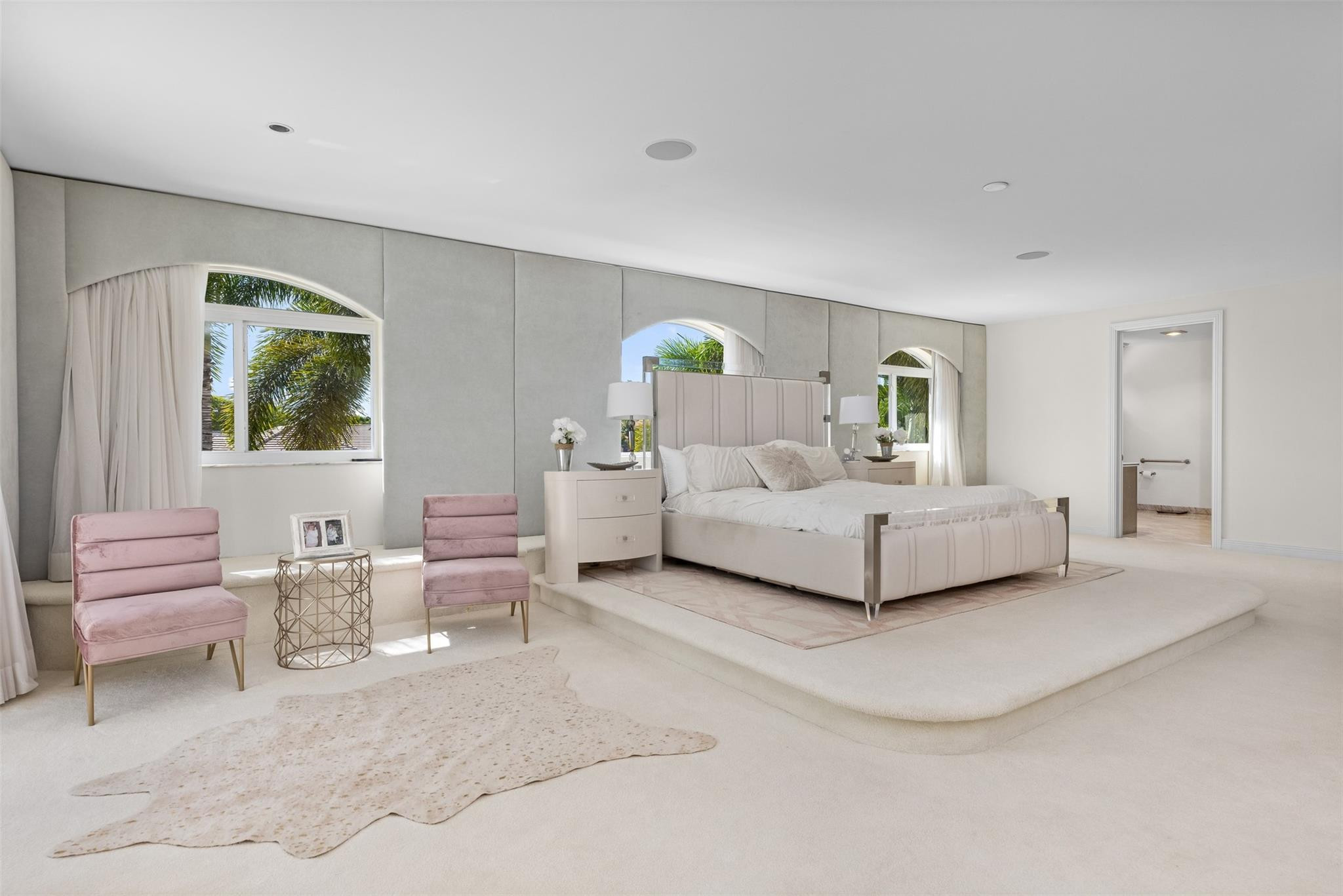 11 Bay Colony, Fort Lauderdale FL 33308
