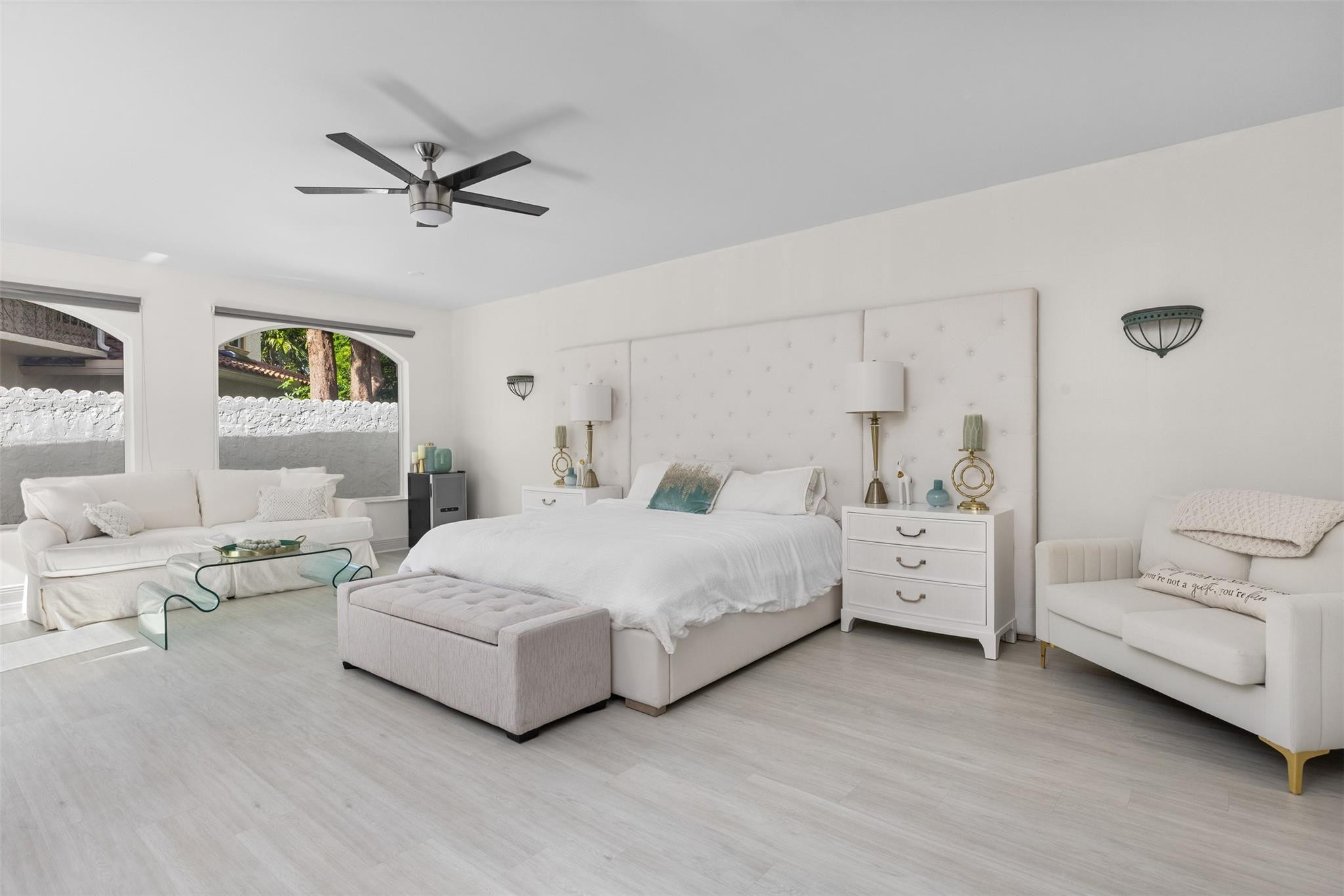 11 Bay Colony, Fort Lauderdale FL 33308