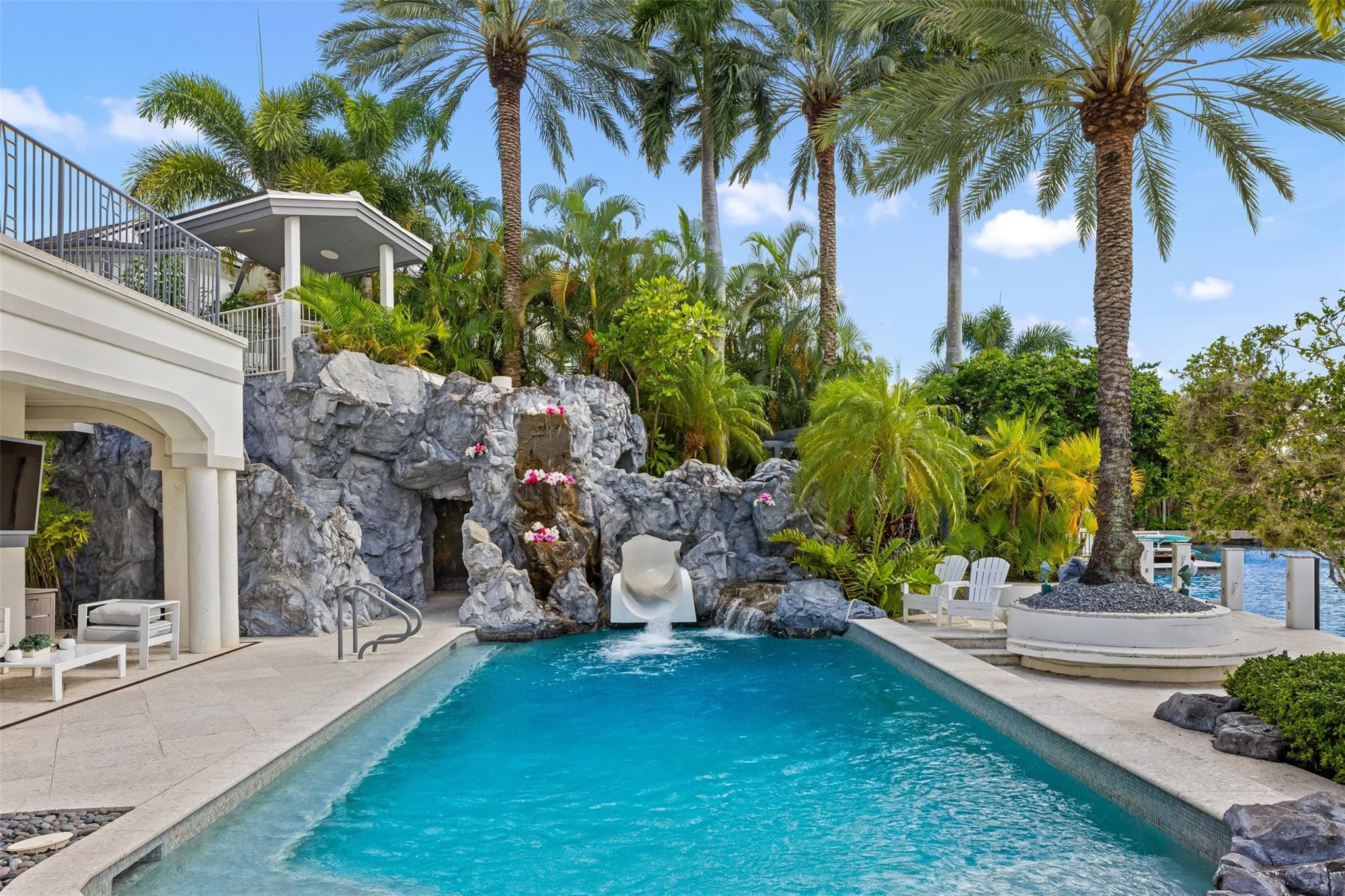 11 Bay Colony, Fort Lauderdale FL 33308