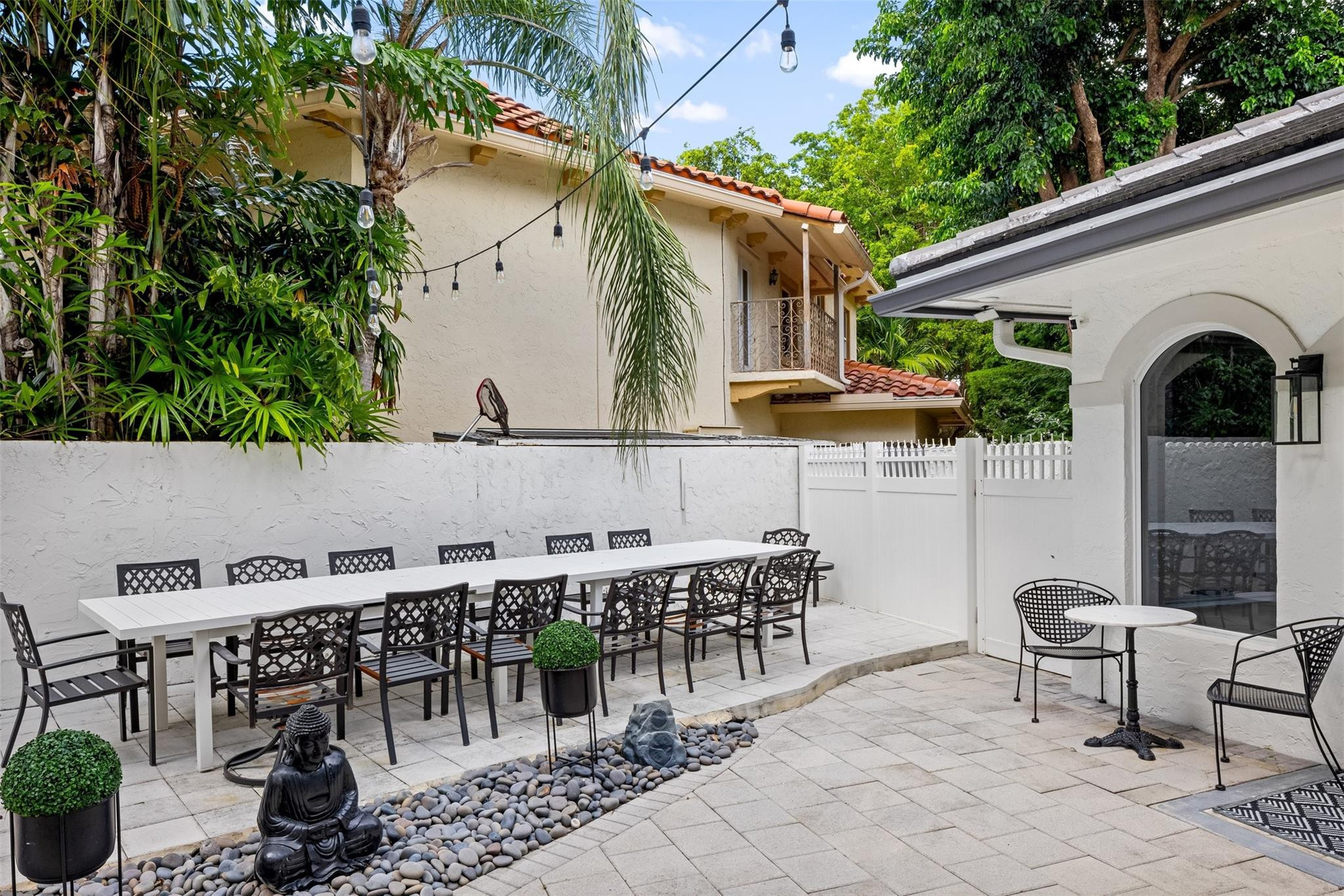 11 Bay Colony, Fort Lauderdale FL 33308