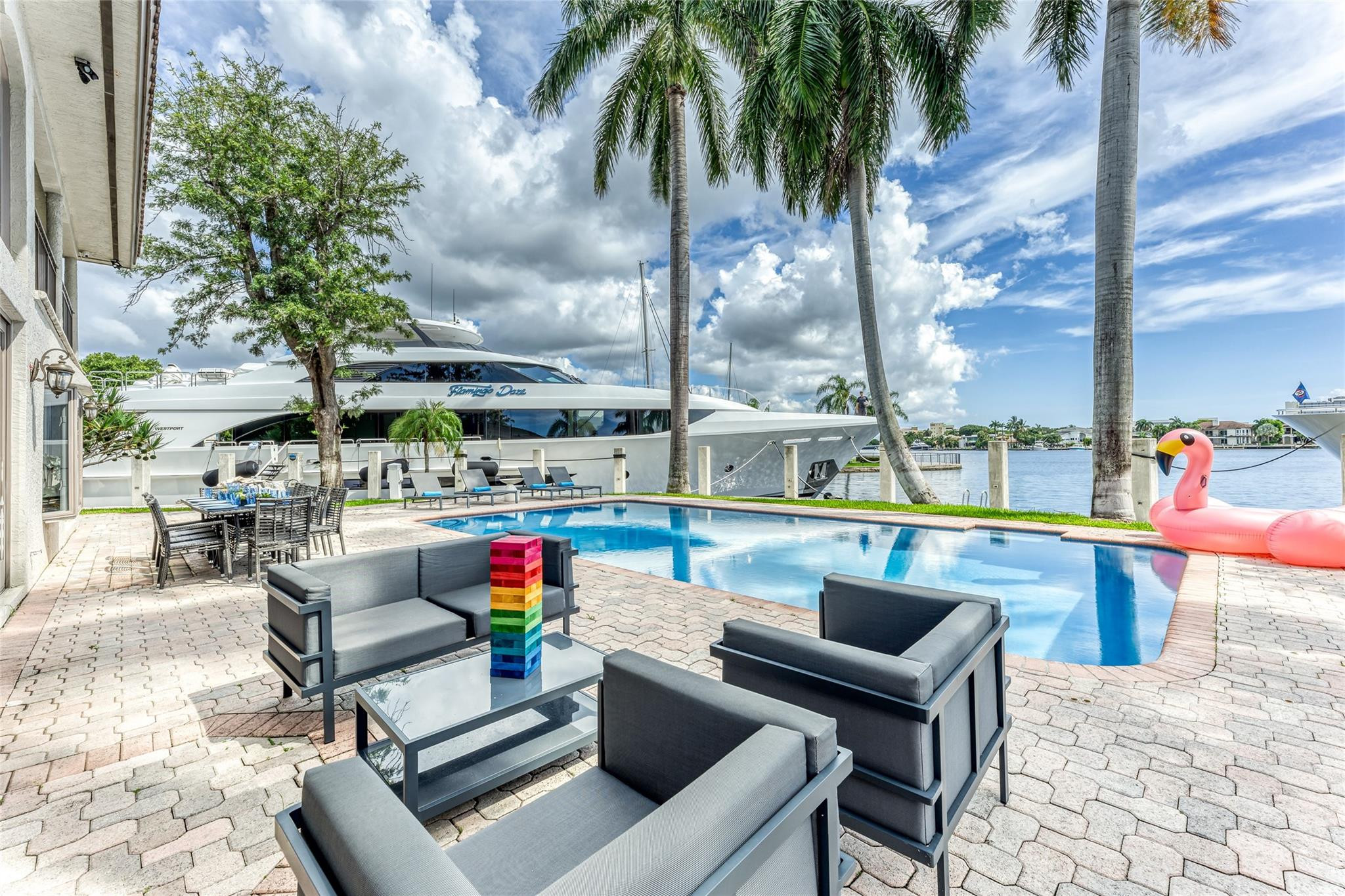 616 1st Key, Fort Lauderdale FL 33304