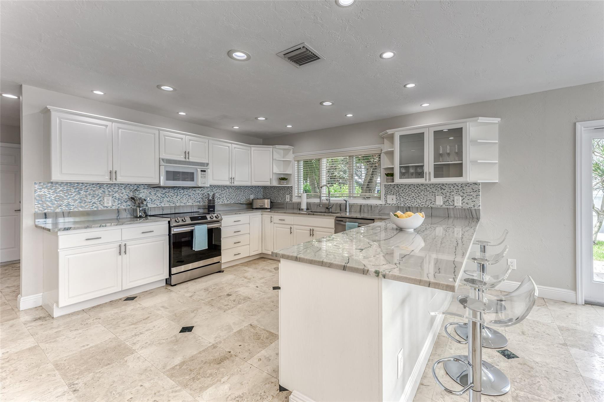 616 1st Key, Fort Lauderdale FL 33304