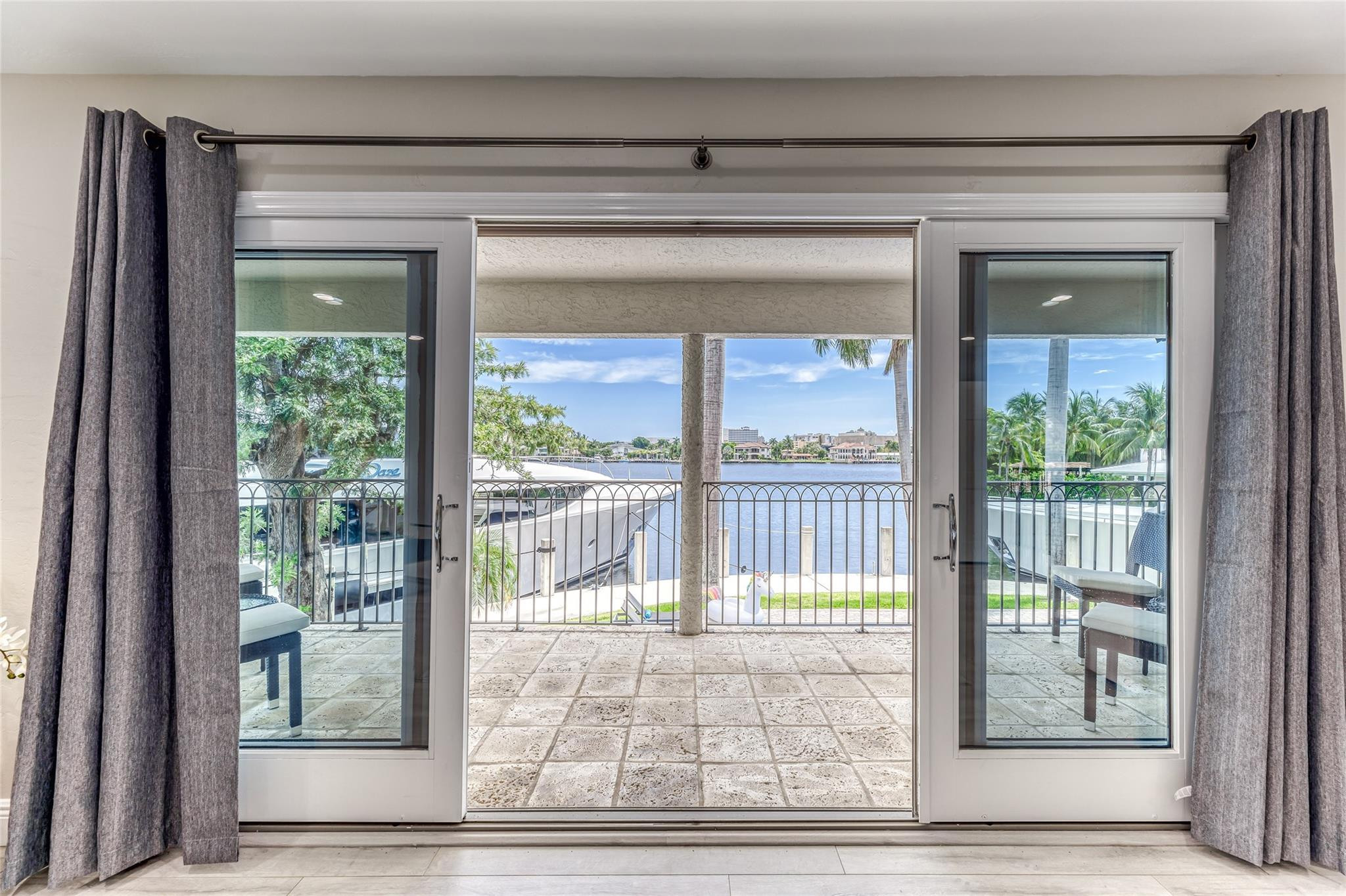 616 1st Key, Fort Lauderdale FL 33304
