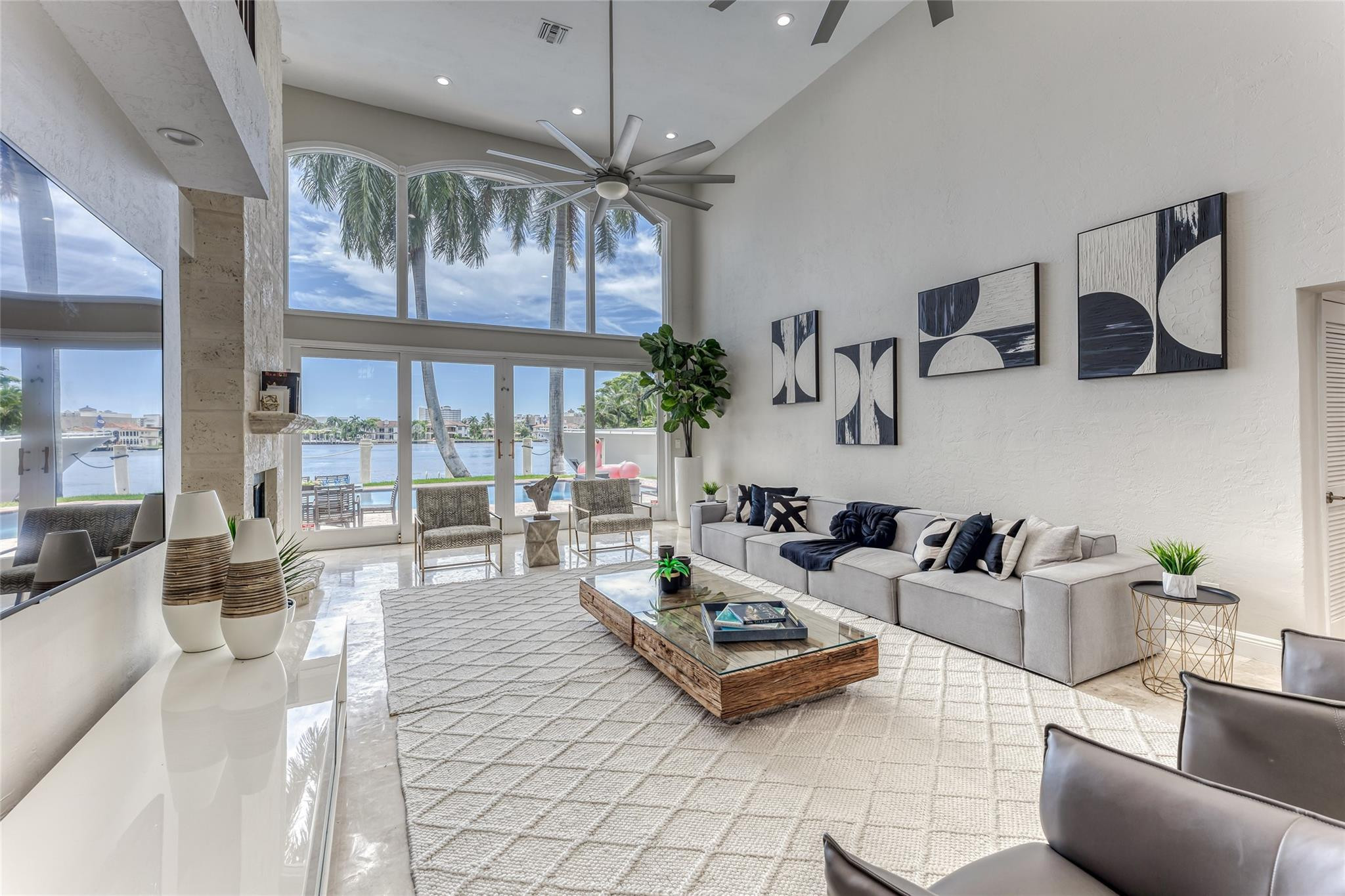 616 1st Key, Fort Lauderdale FL 33304