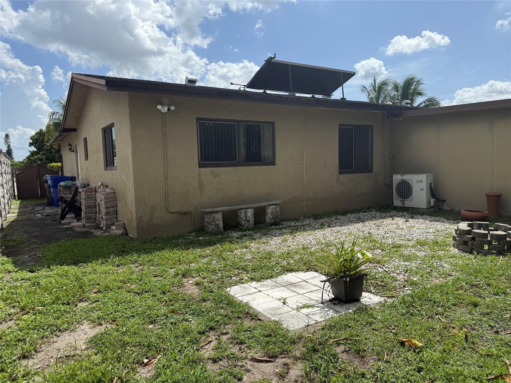 8121 SW 8th, North Lauderdale FL 33068