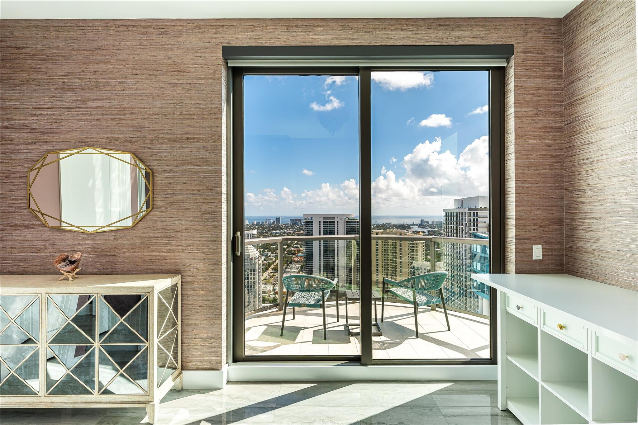 100 E Las Olas #4604, Fort Lauderdale FL 33301