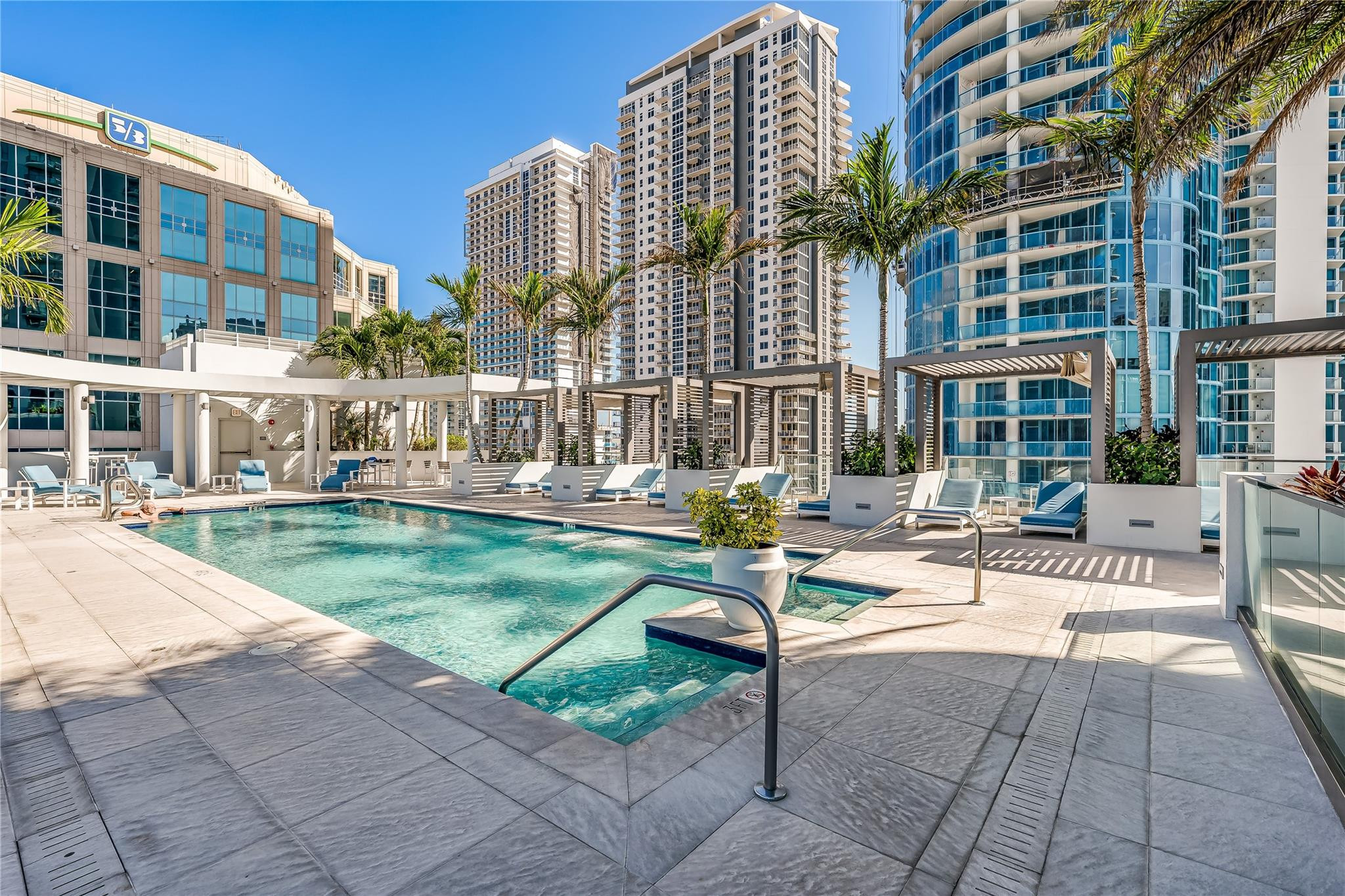 100 E Las Olas #4604, Fort Lauderdale FL 33301