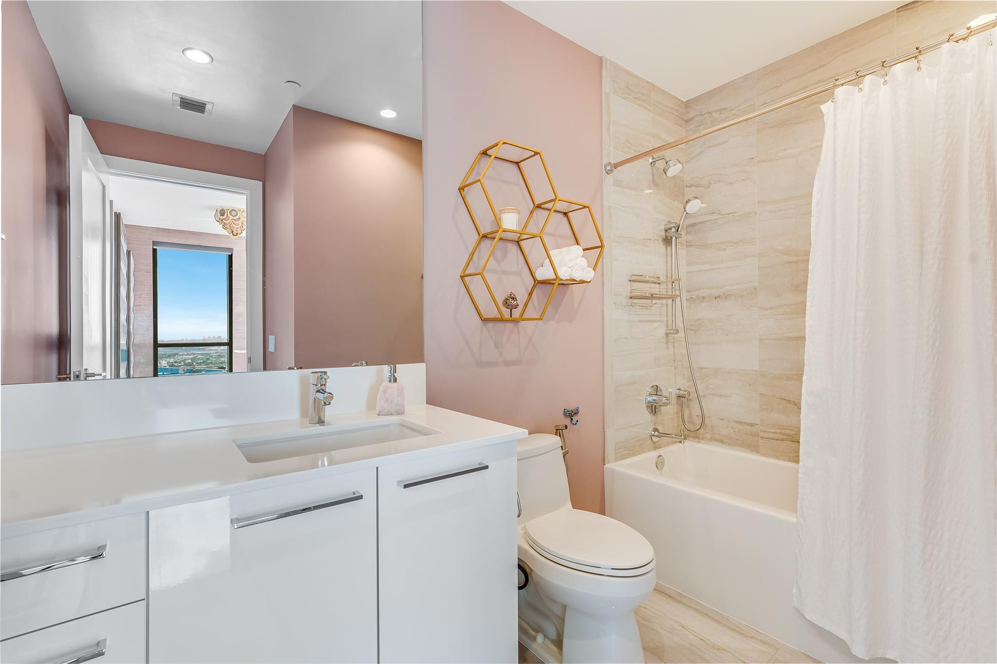 100 E Las Olas #4604, Fort Lauderdale FL 33301