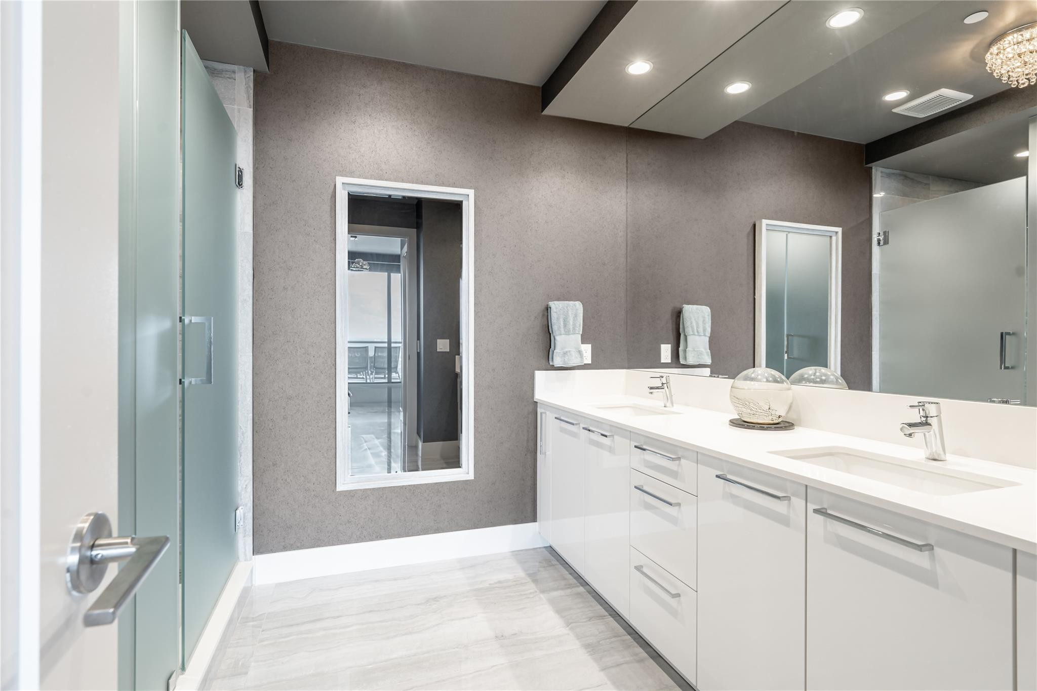 100 E Las Olas #4604, Fort Lauderdale FL 33301