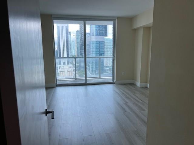 55 SE 6th St #2708, Miami FL 33131