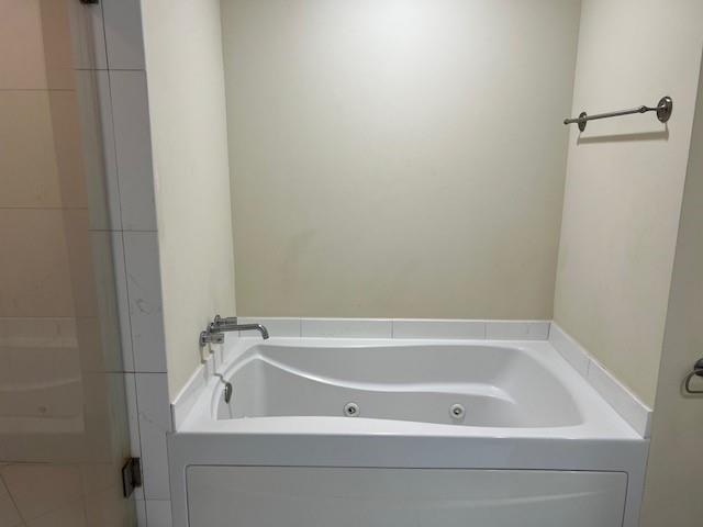 55 SE 6th St #2708, Miami FL 33131