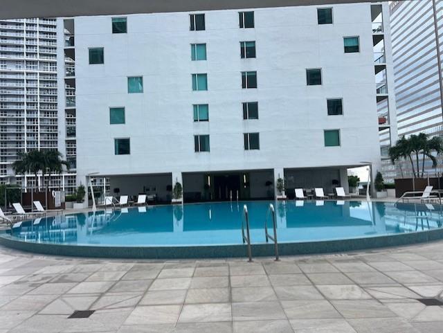 55 SE 6th St #2708, Miami FL 33131