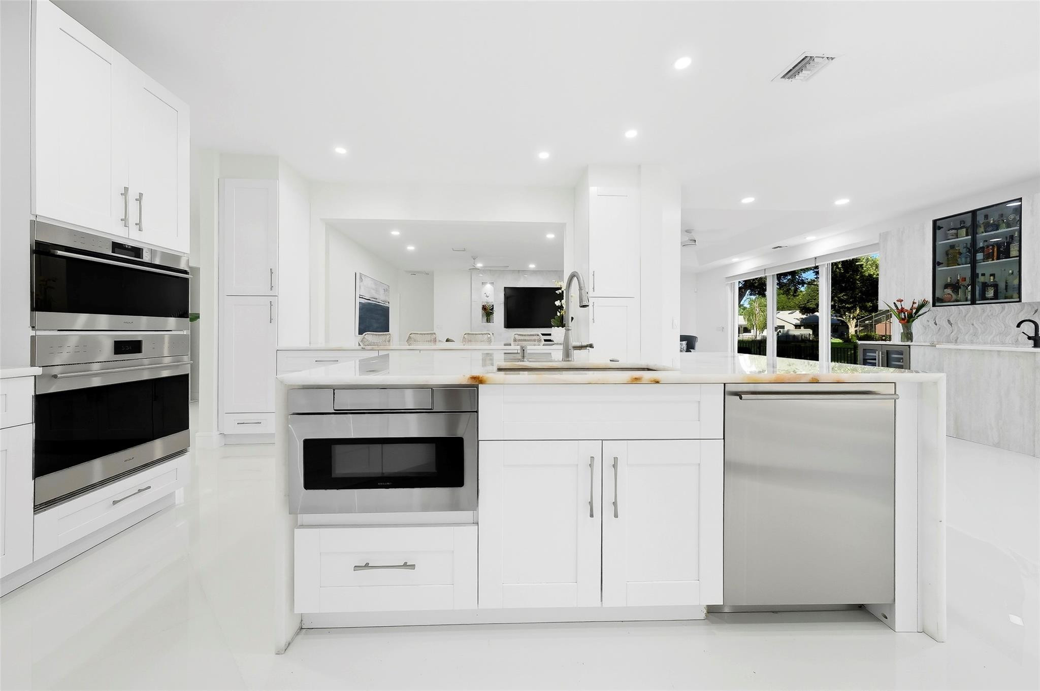 10038 Vestal, Coral Springs FL 33071