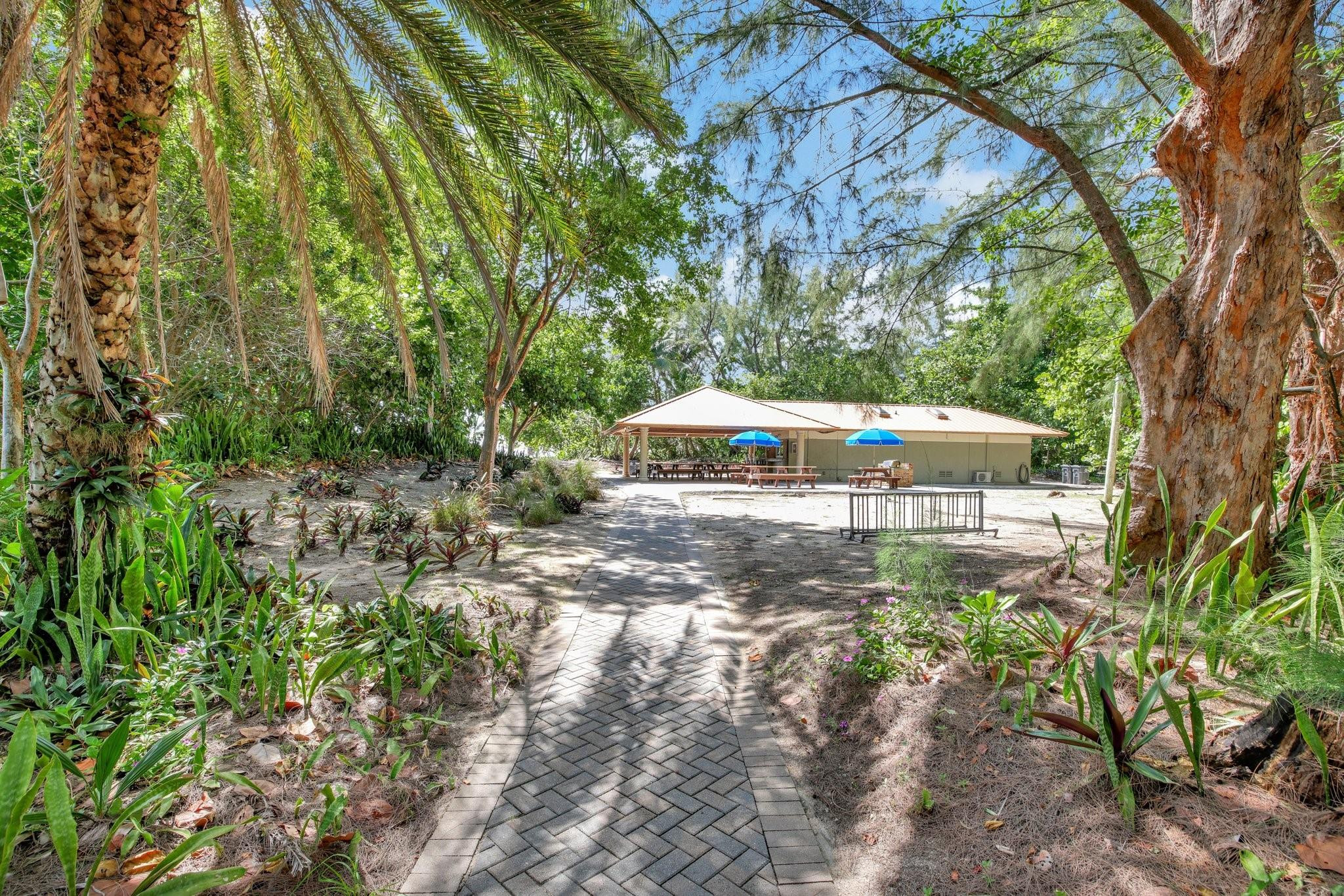 1518 E Lake, Fort Lauderdale FL 33316